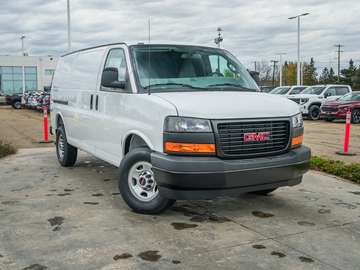 2500 Regular Wheelbase Rear-Wheel Drive