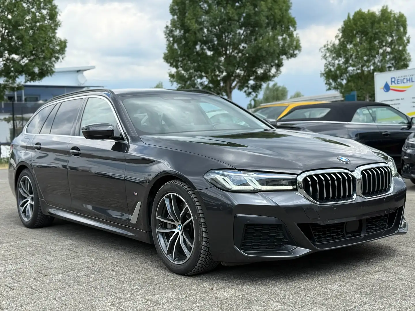 BMW 540 d xDrive M-SPORT Laser AHK Soft 360 Memory Key HUD Grau - 1