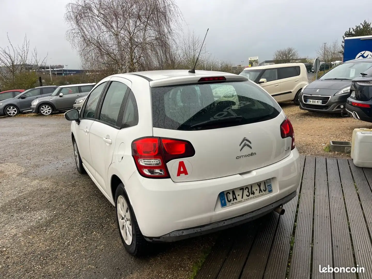 Citroen C3 1.4 vti 95ch confort bmp5 Weiß - 2