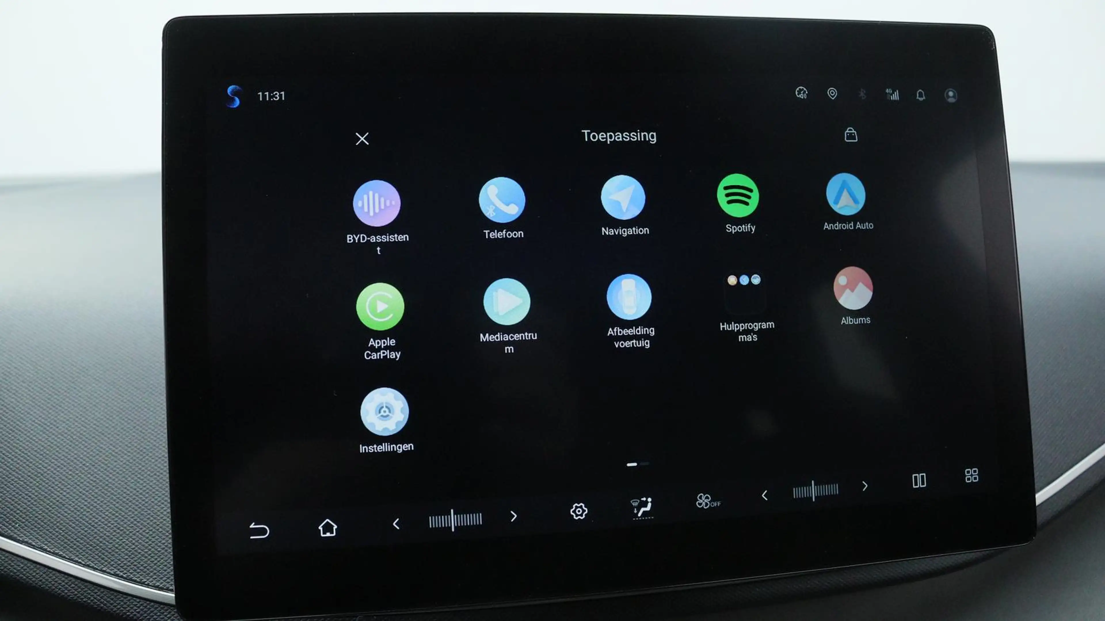BYD Dolphin Surf Boost 43 kWh / Navi / ACC / Elektr. Sitze V. / PDC — photo 12