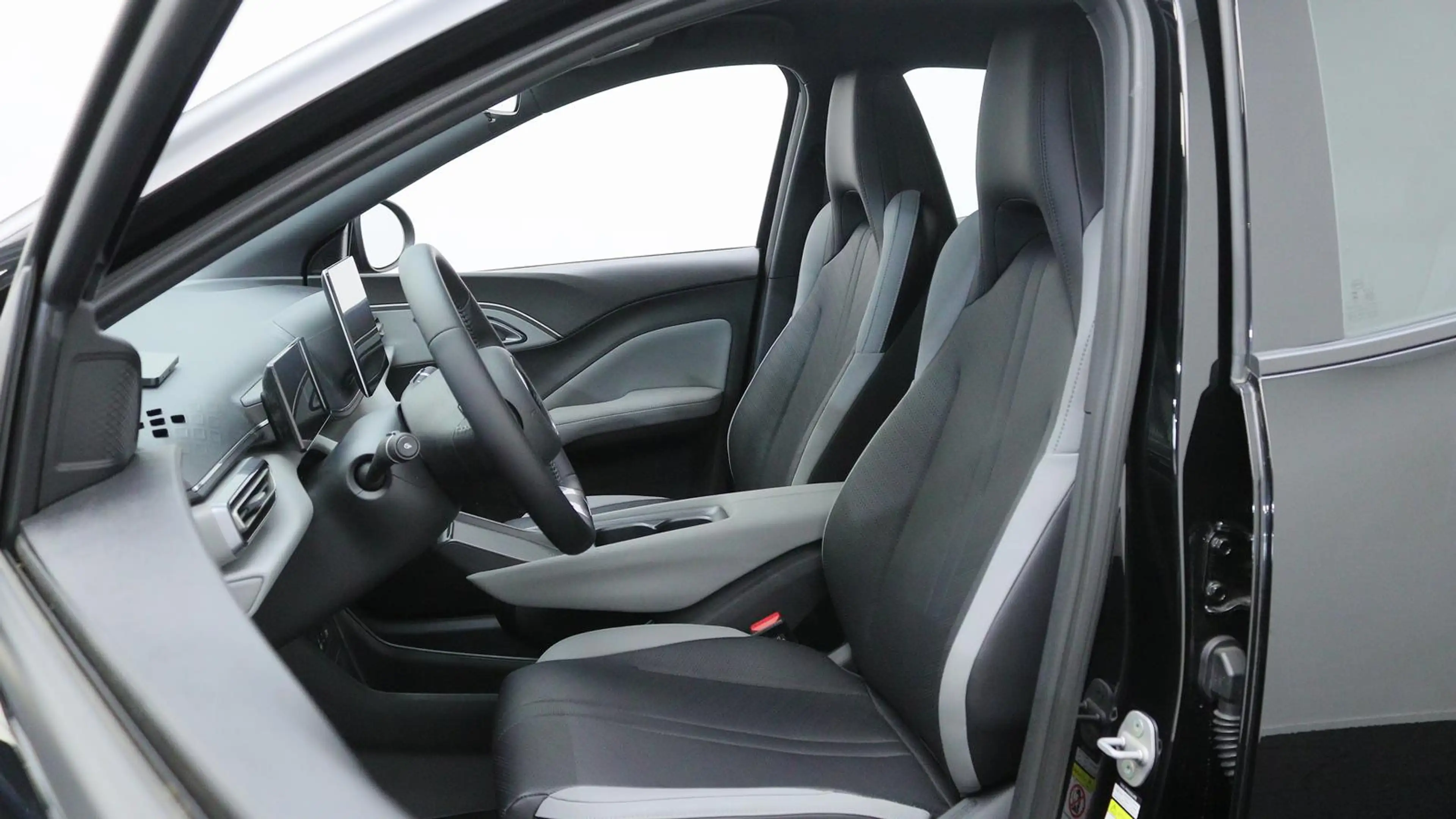 BYD Dolphin Surf Boost 43 kWh / Navi / ACC / Elektr. Sitze V. / PDC — photo 5