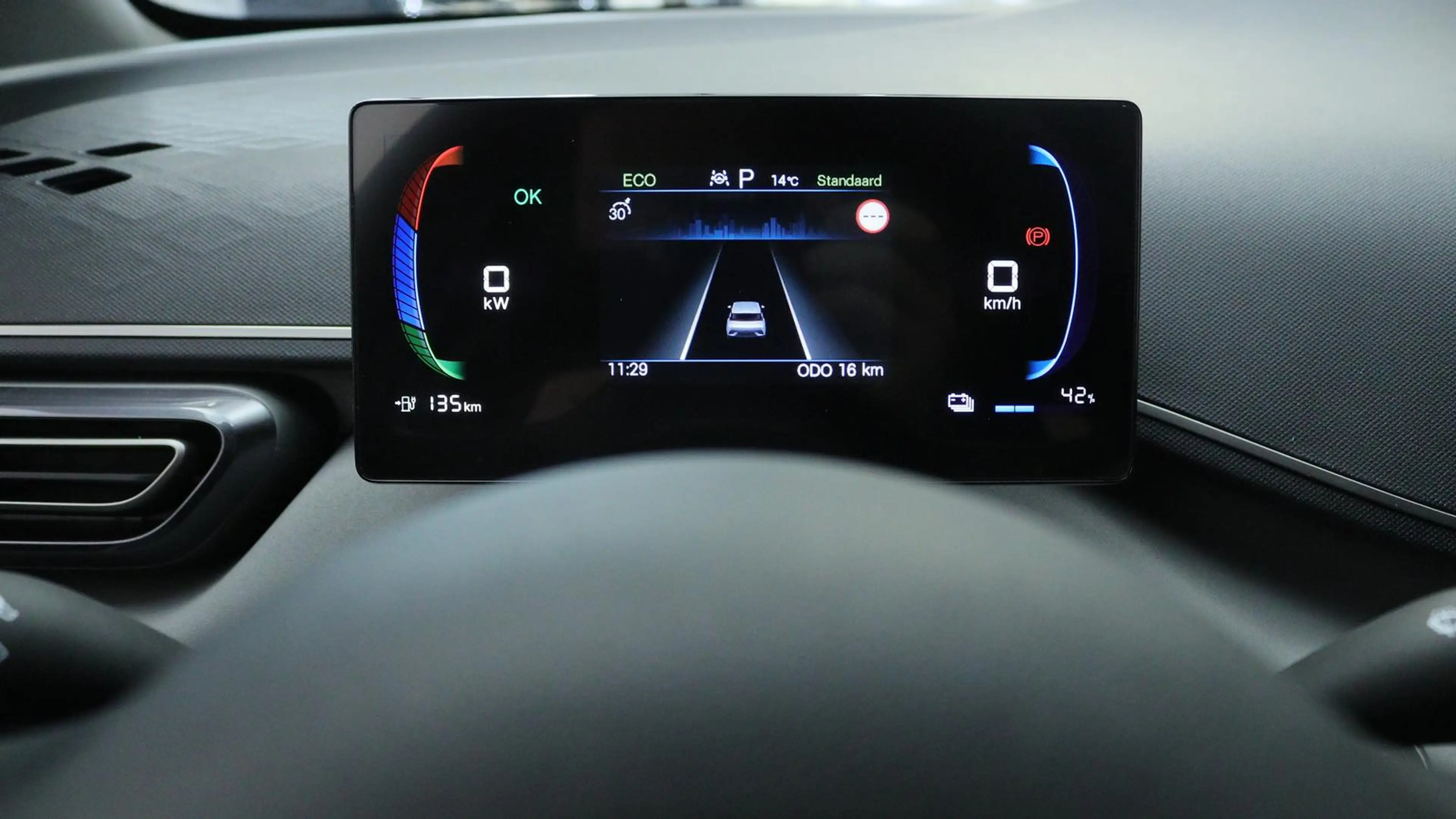 BYD Dolphin Surf Boost 43 kWh / Navi / ACC / Elektr. Sitze V. / PDC — photo 11