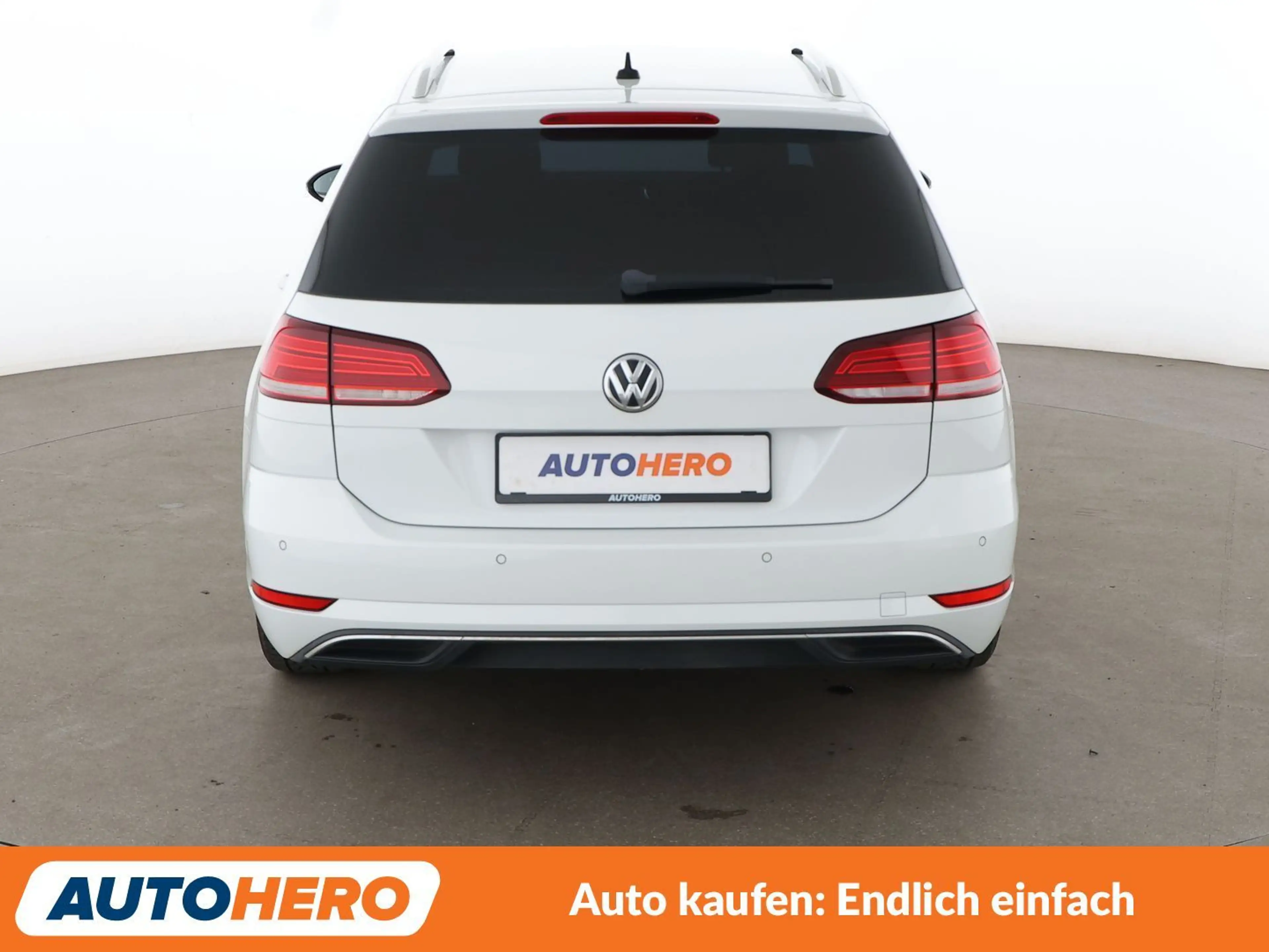 Volkswagen Golf 1.0 TSI Comfortline BlueMotion Tech*NAVI*ACC*PDC* — photo 5