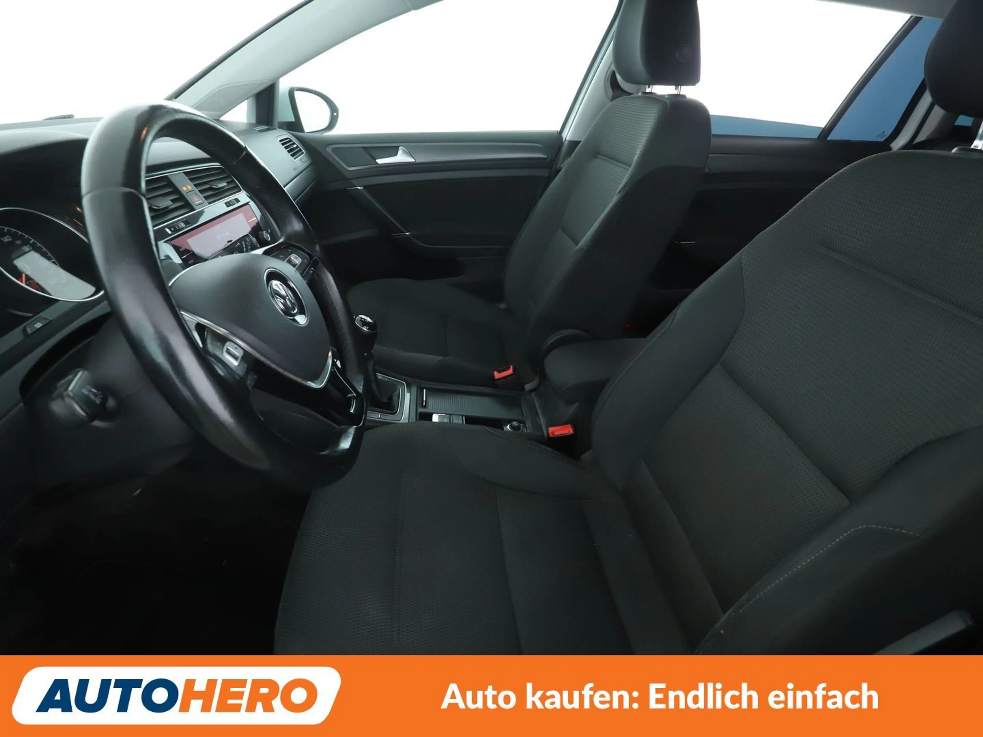 Volkswagen Golf 1.0 TSI Comfortline BlueMotion Tech*NAVI*ACC*PDC* — photo 10