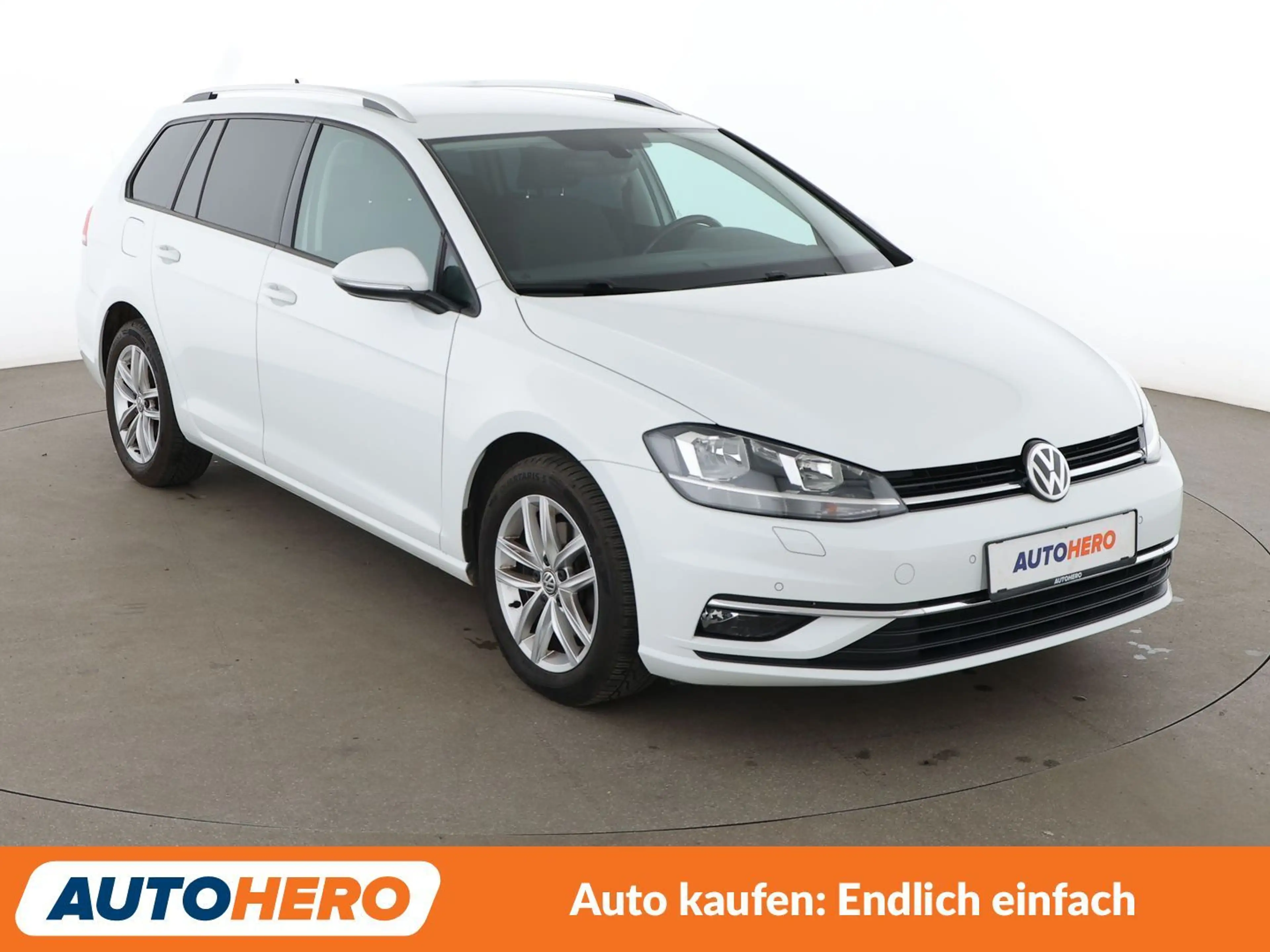 Volkswagen Golf 1.0 TSI Comfortline BlueMotion Tech*NAVI*ACC*PDC* — photo 8