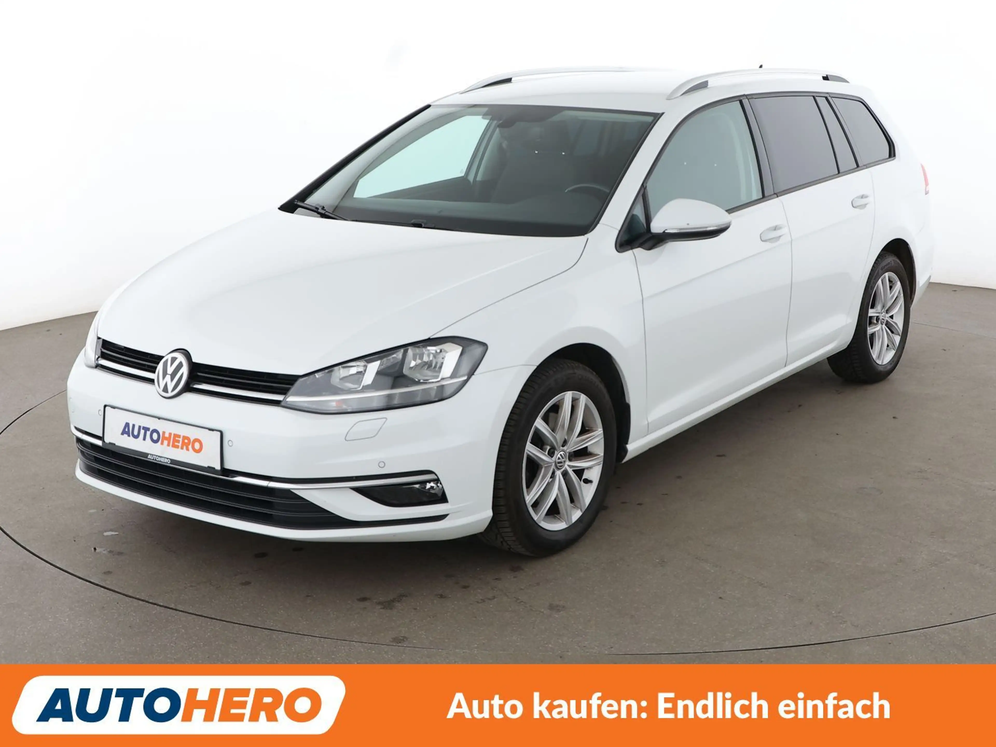 Volkswagen Golf 1.0 TSI Comfortline BlueMotion Tech*NAVI*ACC*PDC*