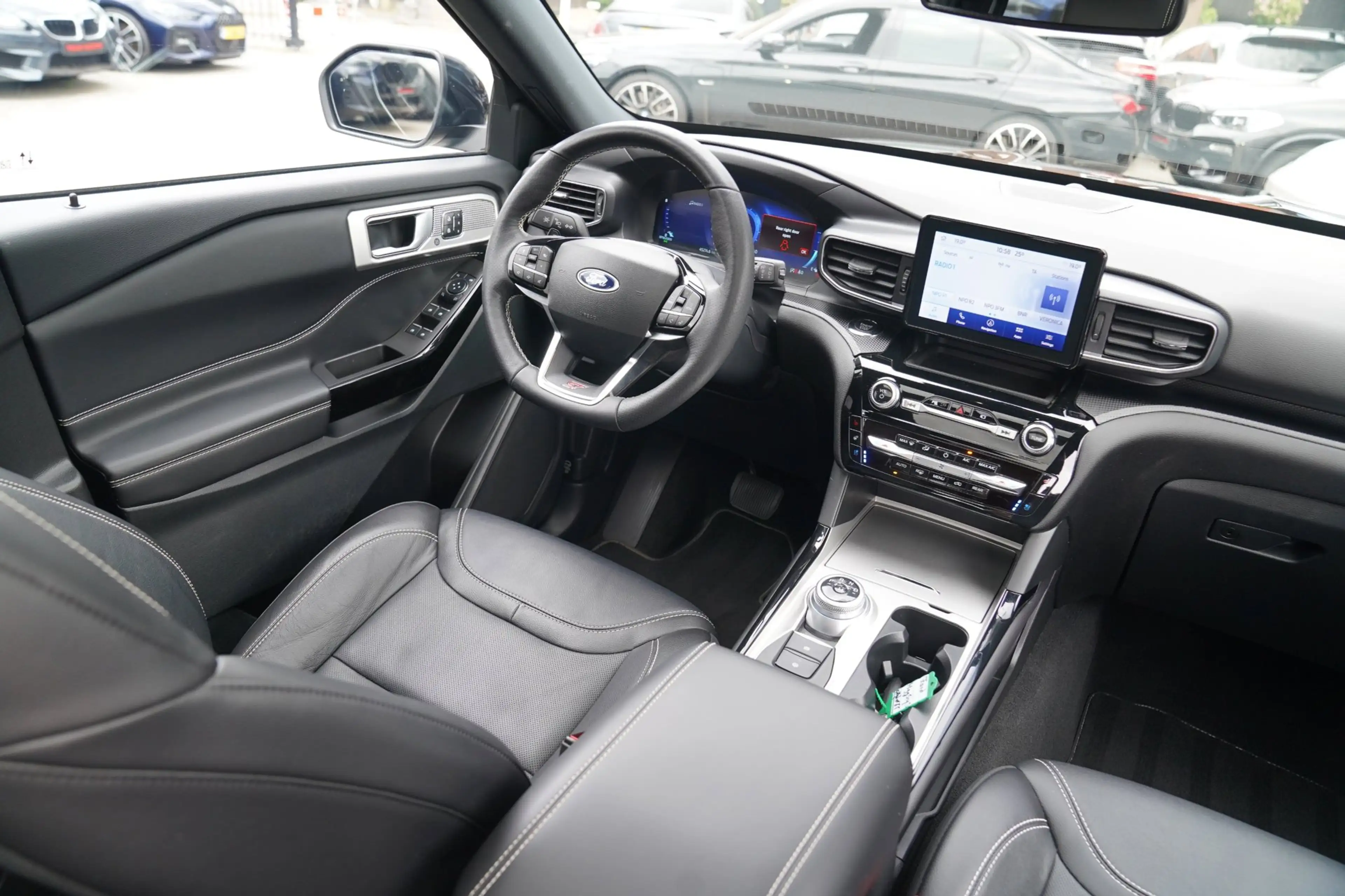 Ford Explorer 3.0 V6 EcoBoost PHEV ST-Line | Panorama | Adaptiev — photo 21