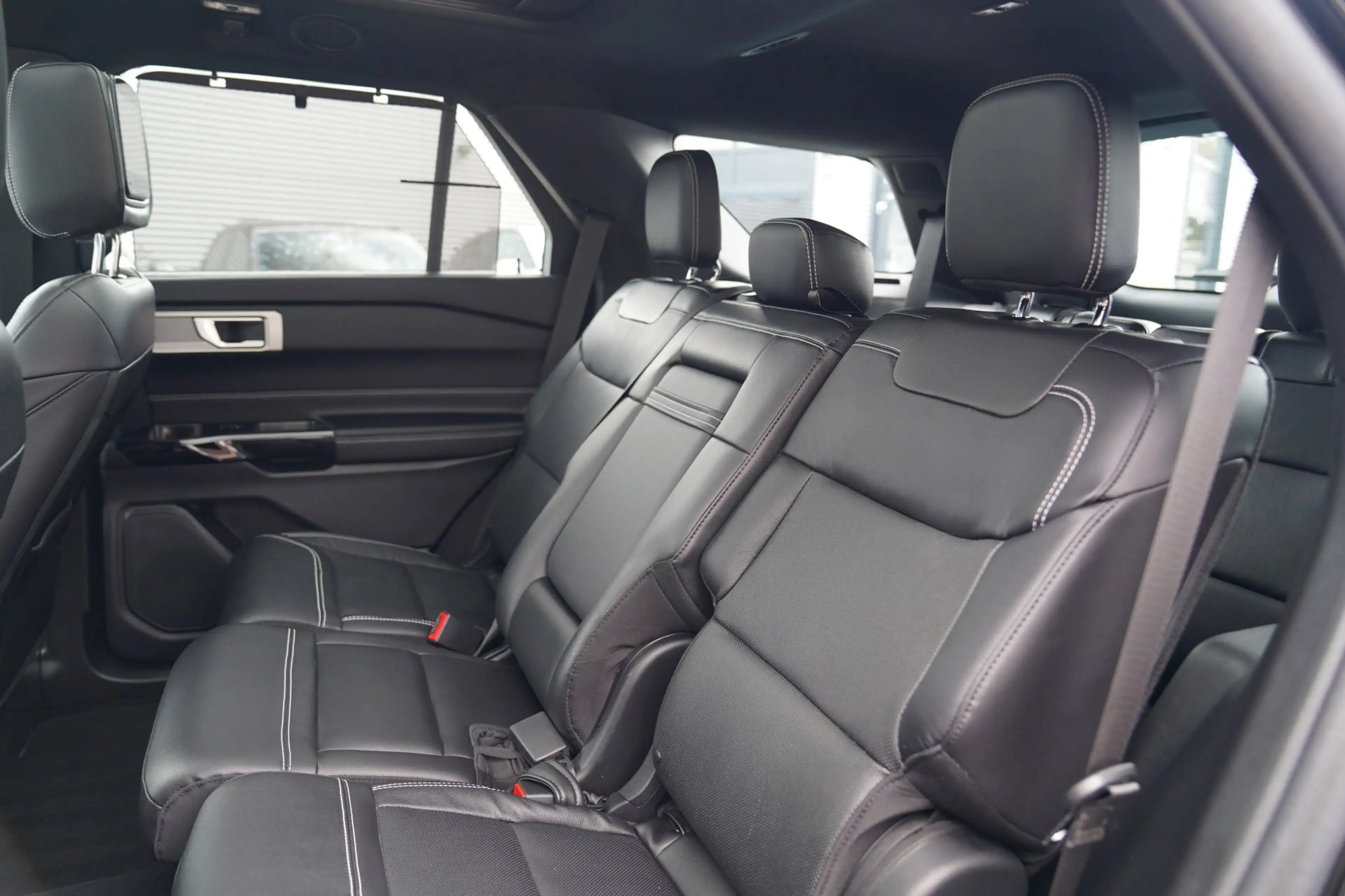 Ford Explorer 3.0 V6 EcoBoost PHEV ST-Line | Panorama | Adaptiev — photo 44