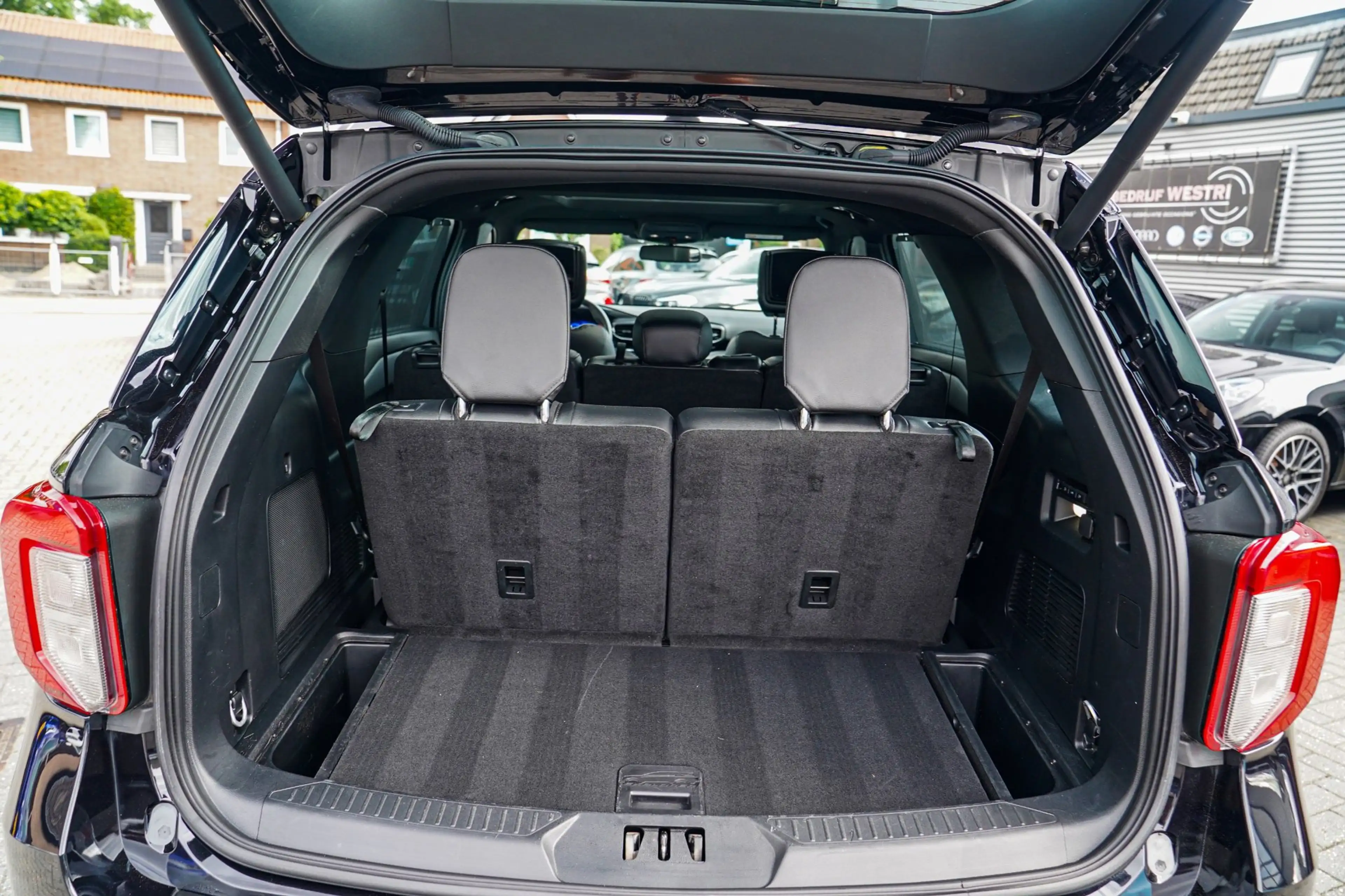 Ford Explorer 3.0 V6 EcoBoost PHEV ST-Line | Panorama | Adaptiev — photo 31