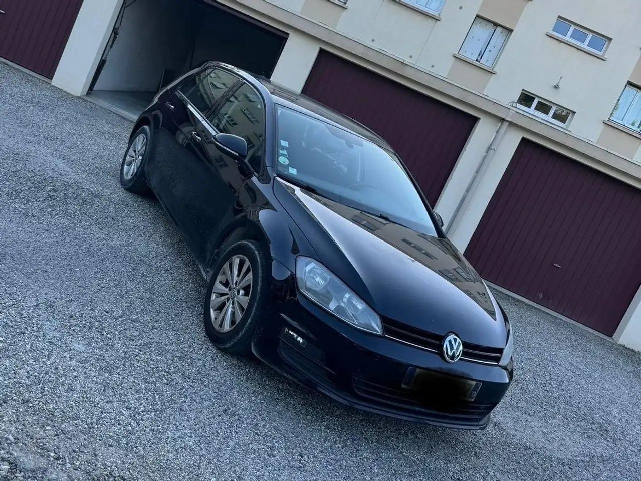 Volkswagen Golf Standard Model — photo 3