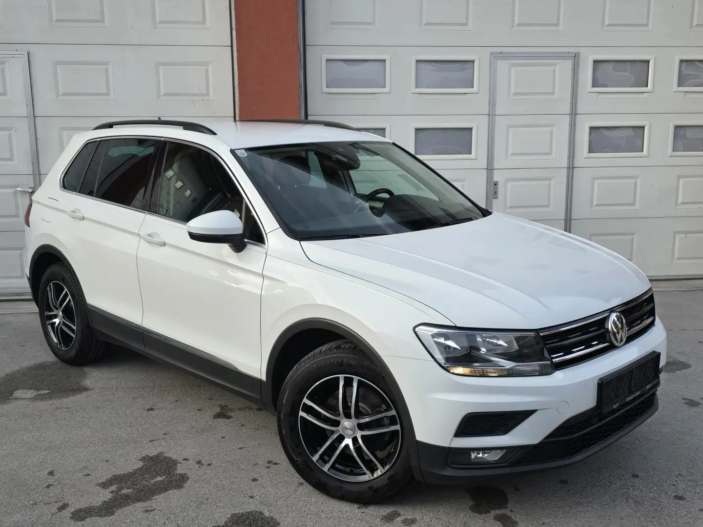 Volkswagen Tiguan 2,0 TDI SCR 4Motion Comfortline 1.Besitz Blanco - 2