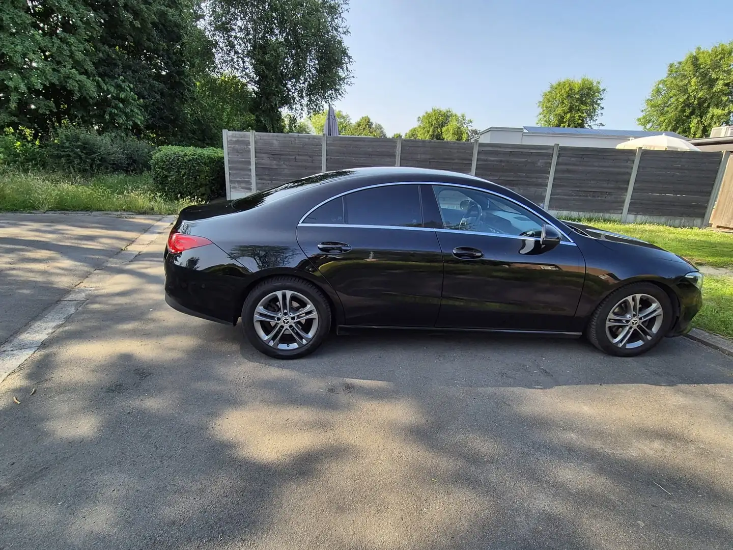 Mercedes-Benz CLA 180 d 7GDCT Progressive Noir - 1