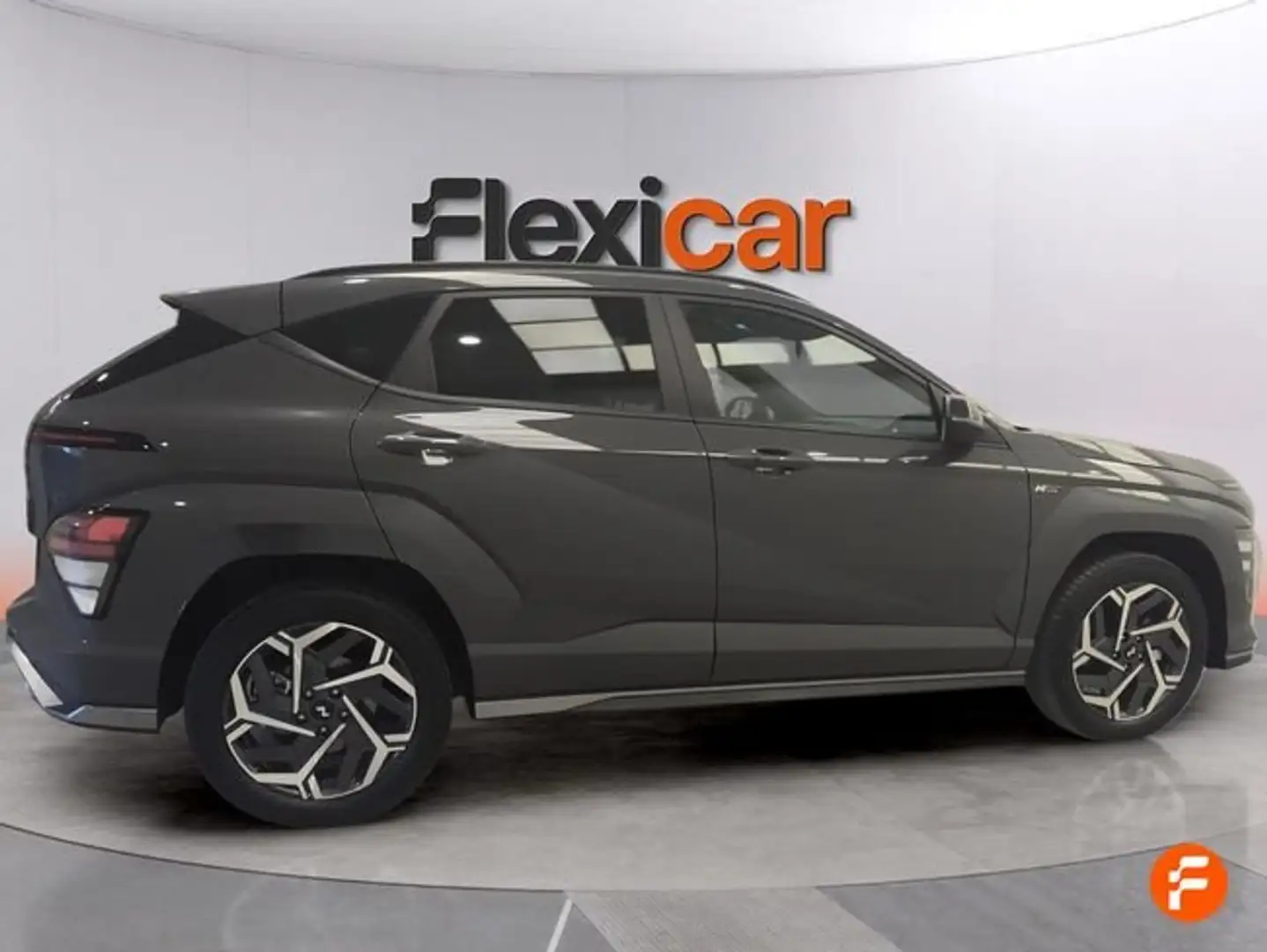Hyundai KONA HEV 1.6 GDI Nline DT Gris - 2