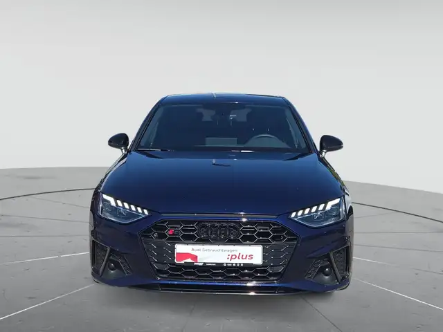 Audi S4 view 2