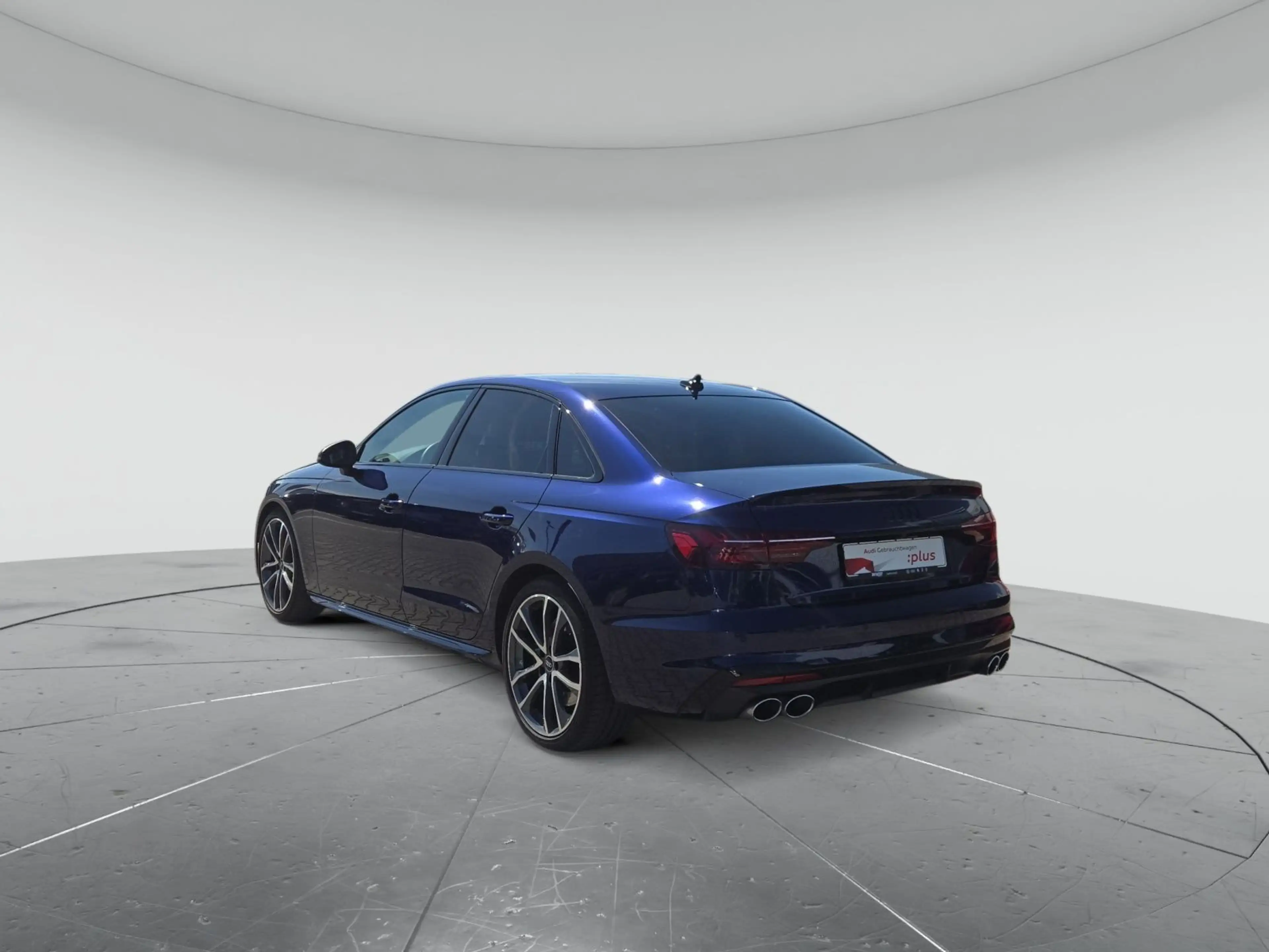 Audi S4 Optikpaket schwarz/STHZG/AHK/KAM/19 — photo 3