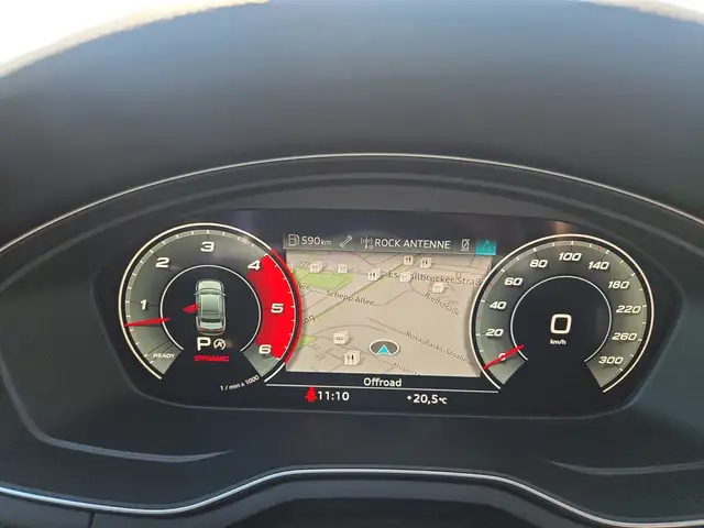 Audi S4 view 9