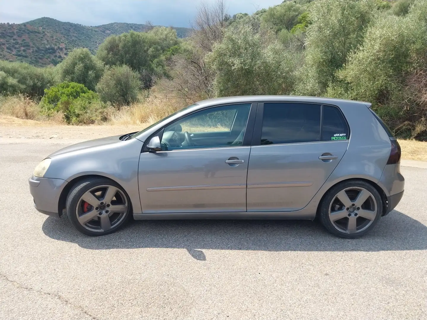 Volkswagen Golf Golf V 2005 5p 2.0 tdi Comfortline - 1
