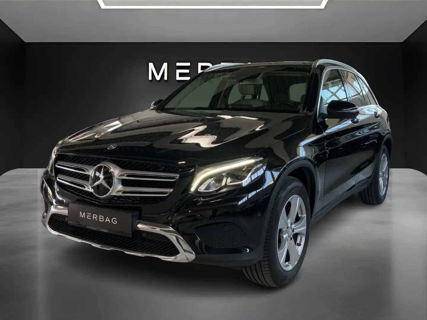 Mercedes-Benz GLC 250 4MATIC Noir - 1