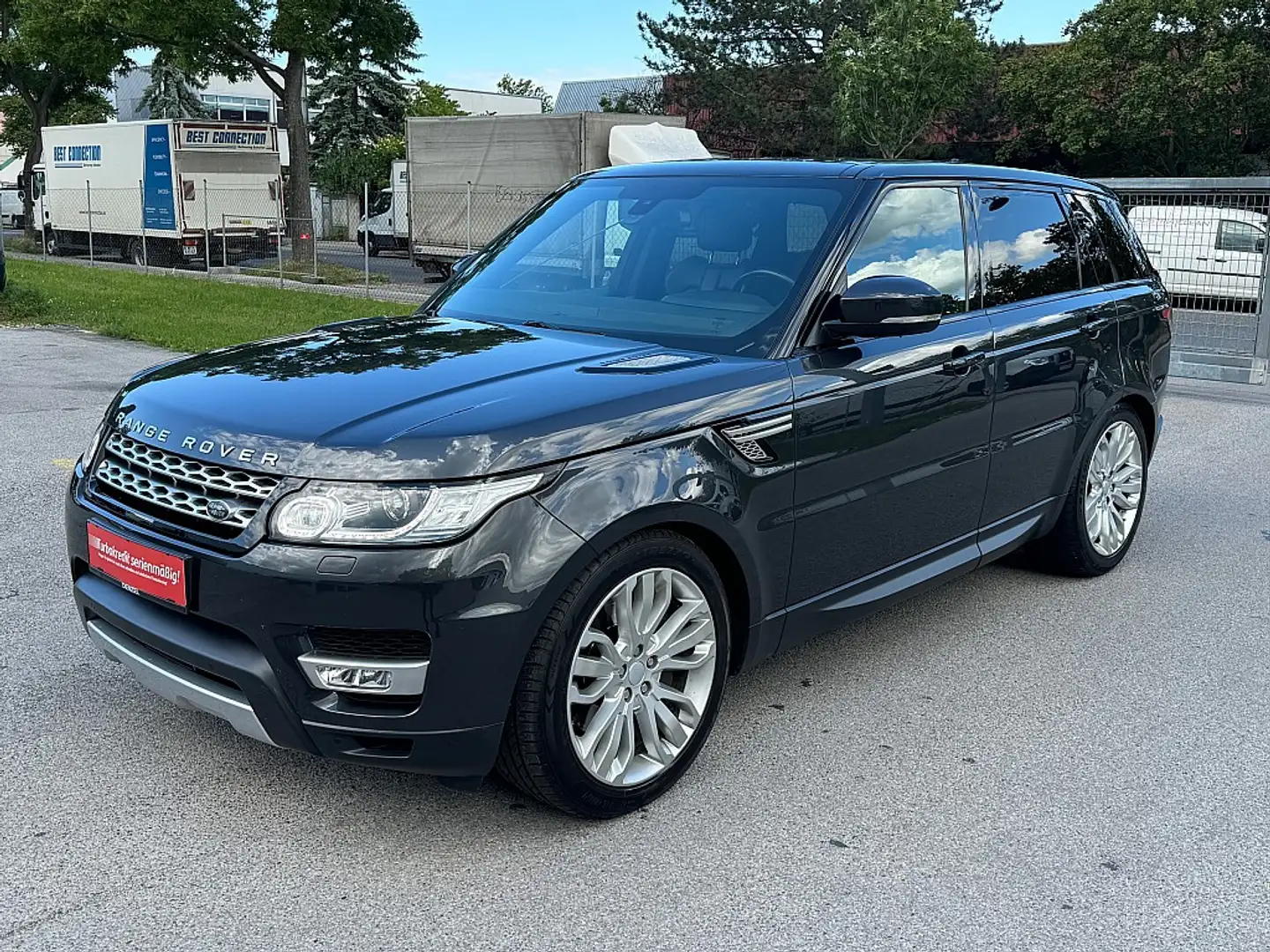 Land Rover Range Rover Sport 3,0 SDV6 HSE / PANORAMADACH / RFK / NAVI / LED / Grau - 2