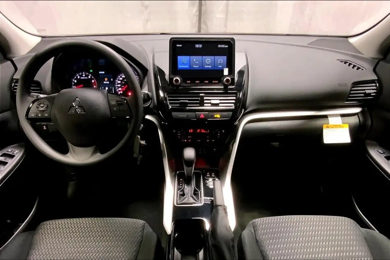 Mitsubishi Eclipse Cross photo Mitsubishi Eclipse Cross