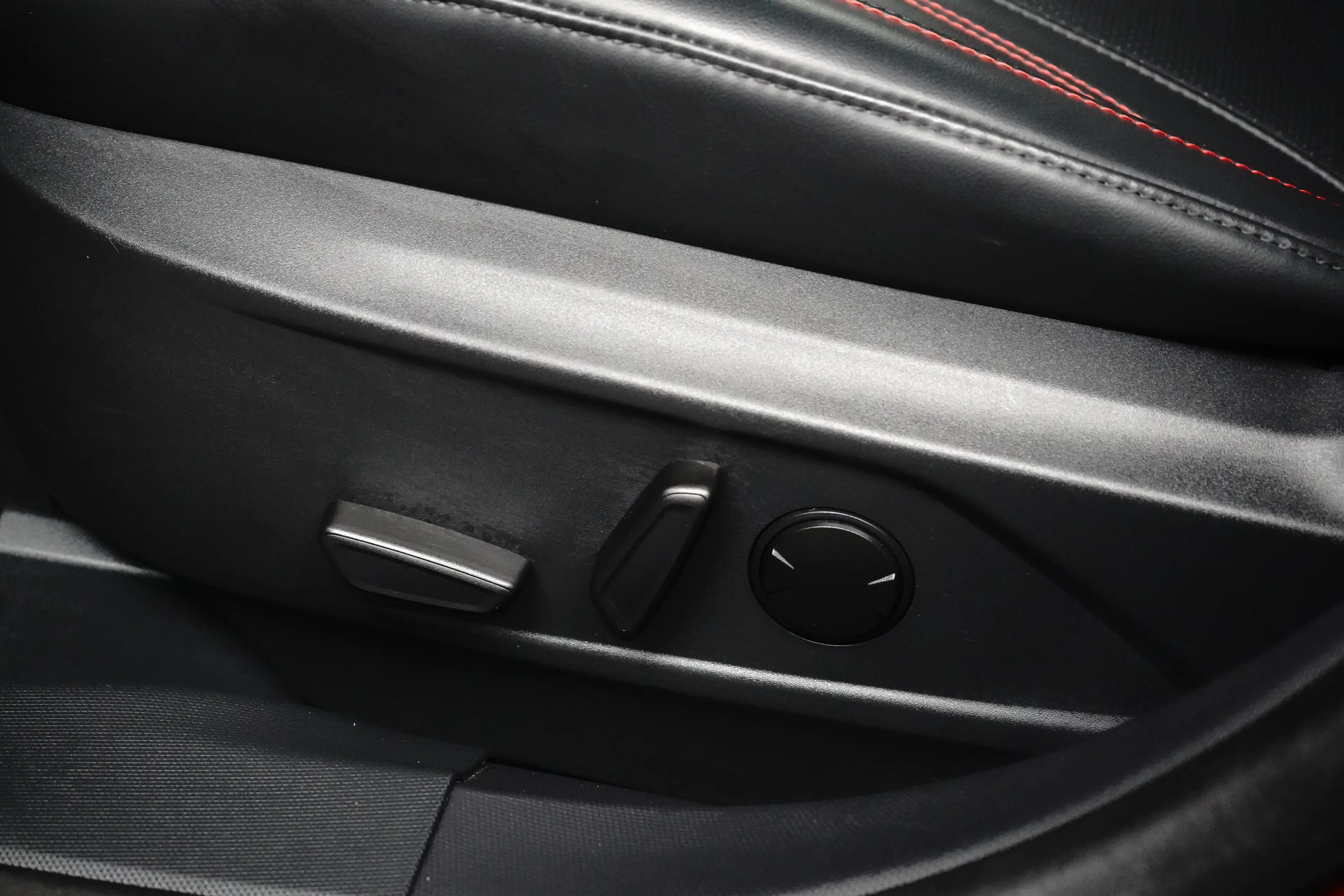 Ford Mustang Mach-E Extended RWD 98 kWh | B&O Audio | Elekt. Achterkle — photo 20