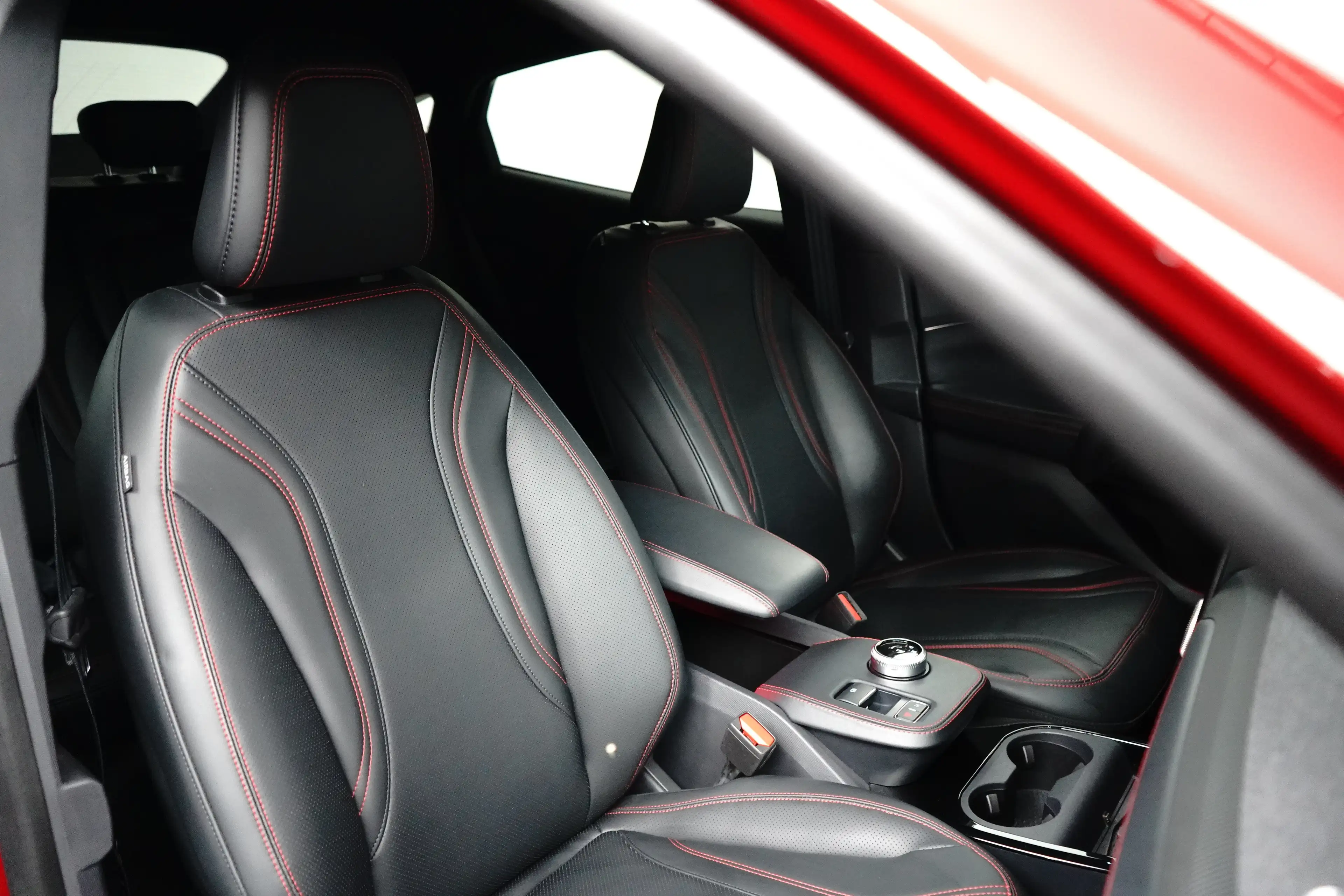 Ford Mustang Mach-E Extended RWD 98 kWh | B&O Audio | Elekt. Achterkle — photo 4