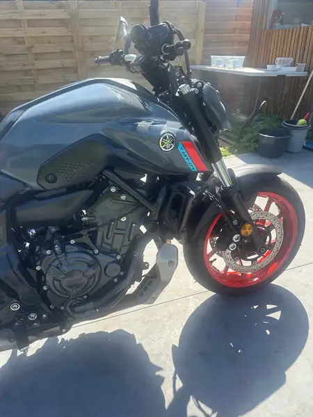 Yamaha MT-07 - foto 6