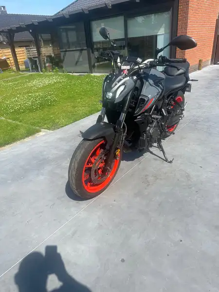 Yamaha MT-07 - foto 2