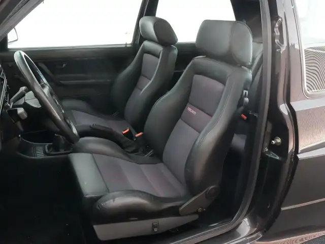 Volkswagen Golf view 5