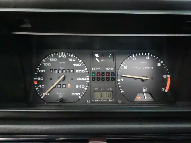 Volkswagen Golf view 12