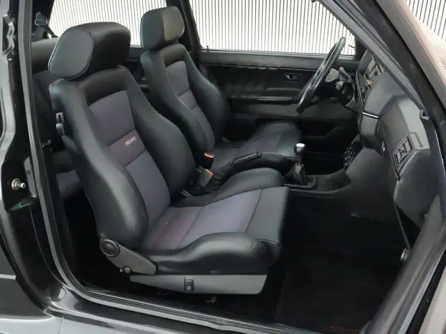 Volkswagen Golf view 10