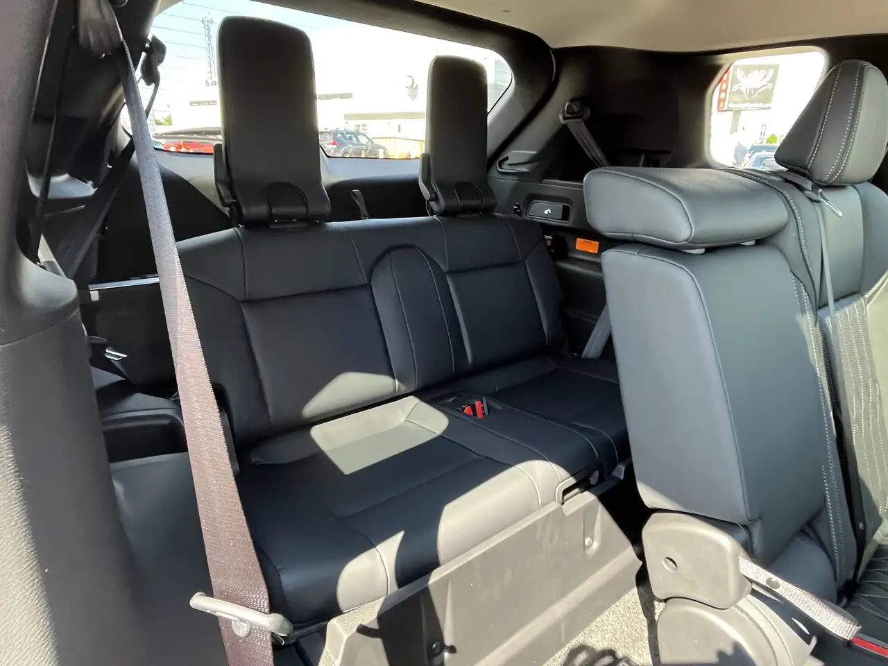 Mitsubishi Outlander снимка Mitsubishi Outlander