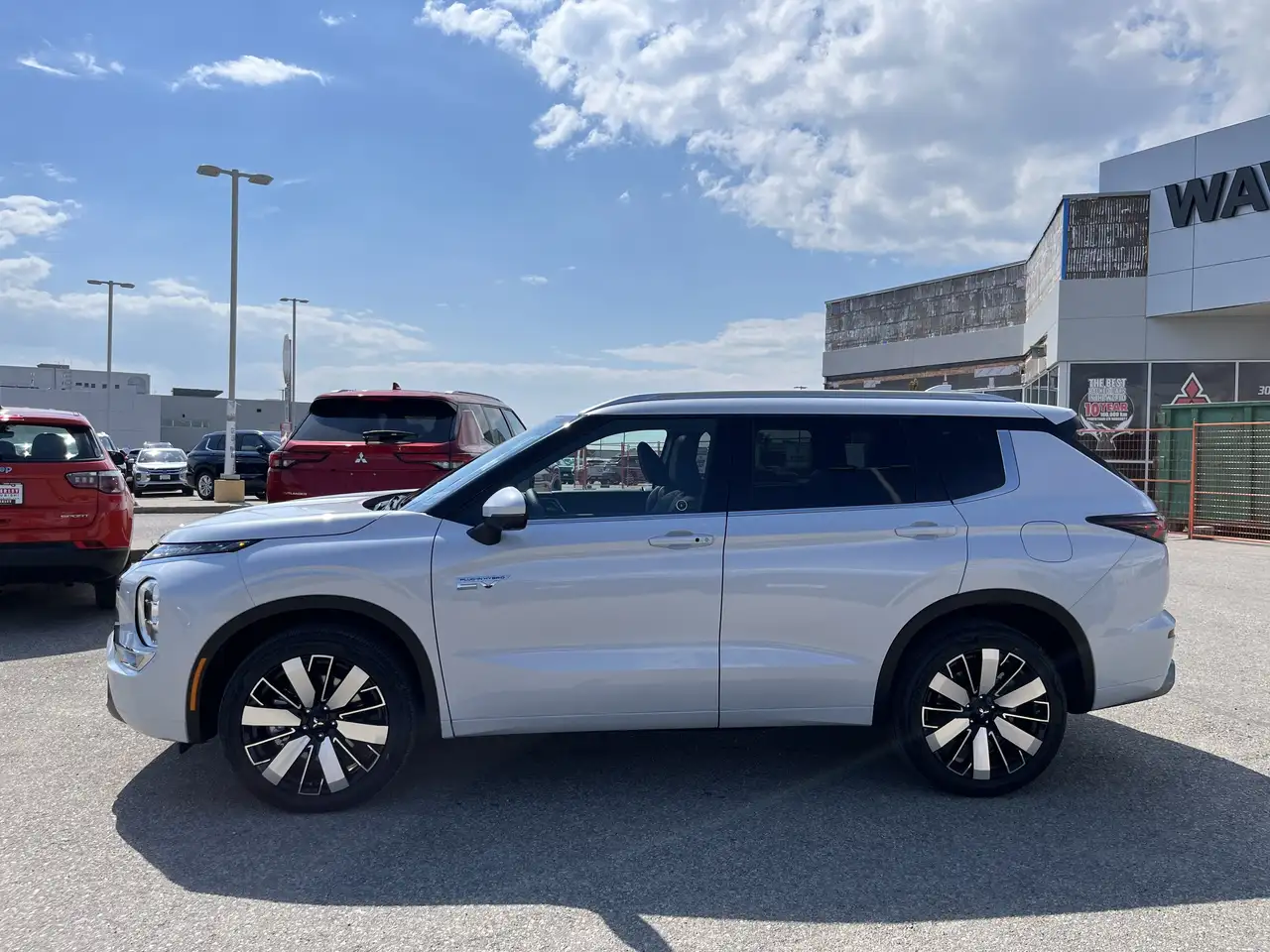 Mitsubishi Outlander снимка Mitsubishi Outlander