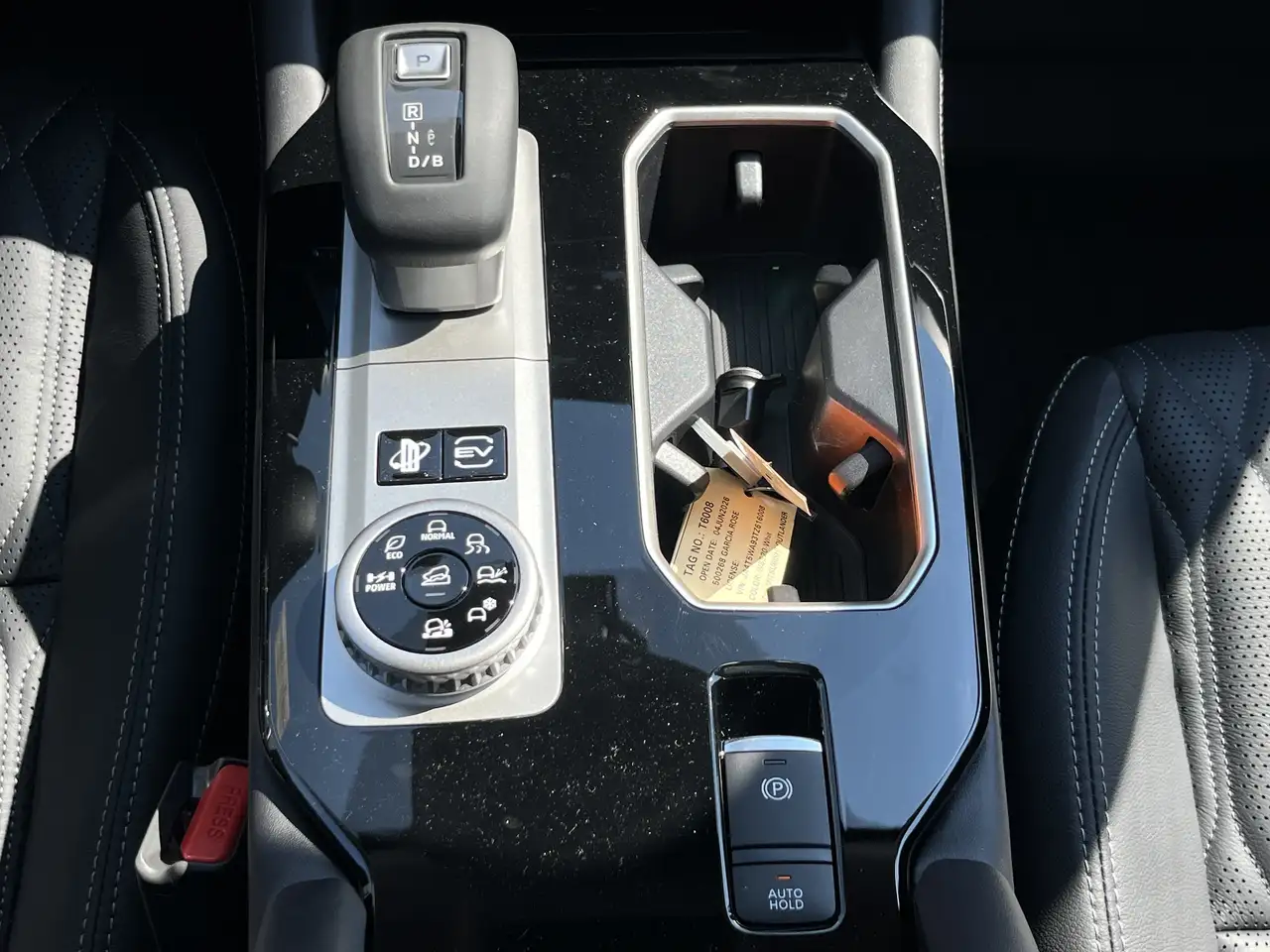 Mitsubishi Outlander снимка Mitsubishi Outlander