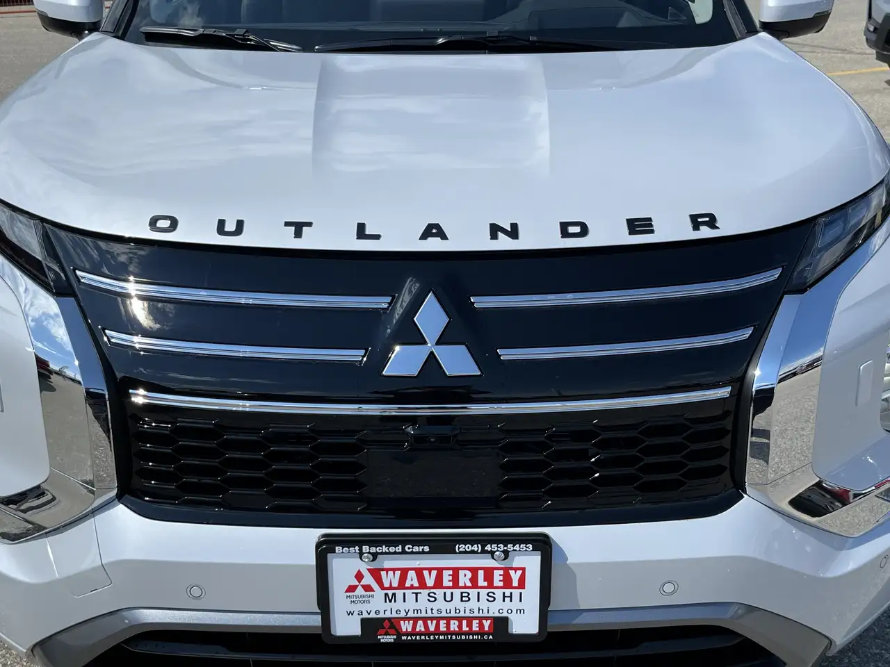Mitsubishi Outlander снимка Mitsubishi Outlander