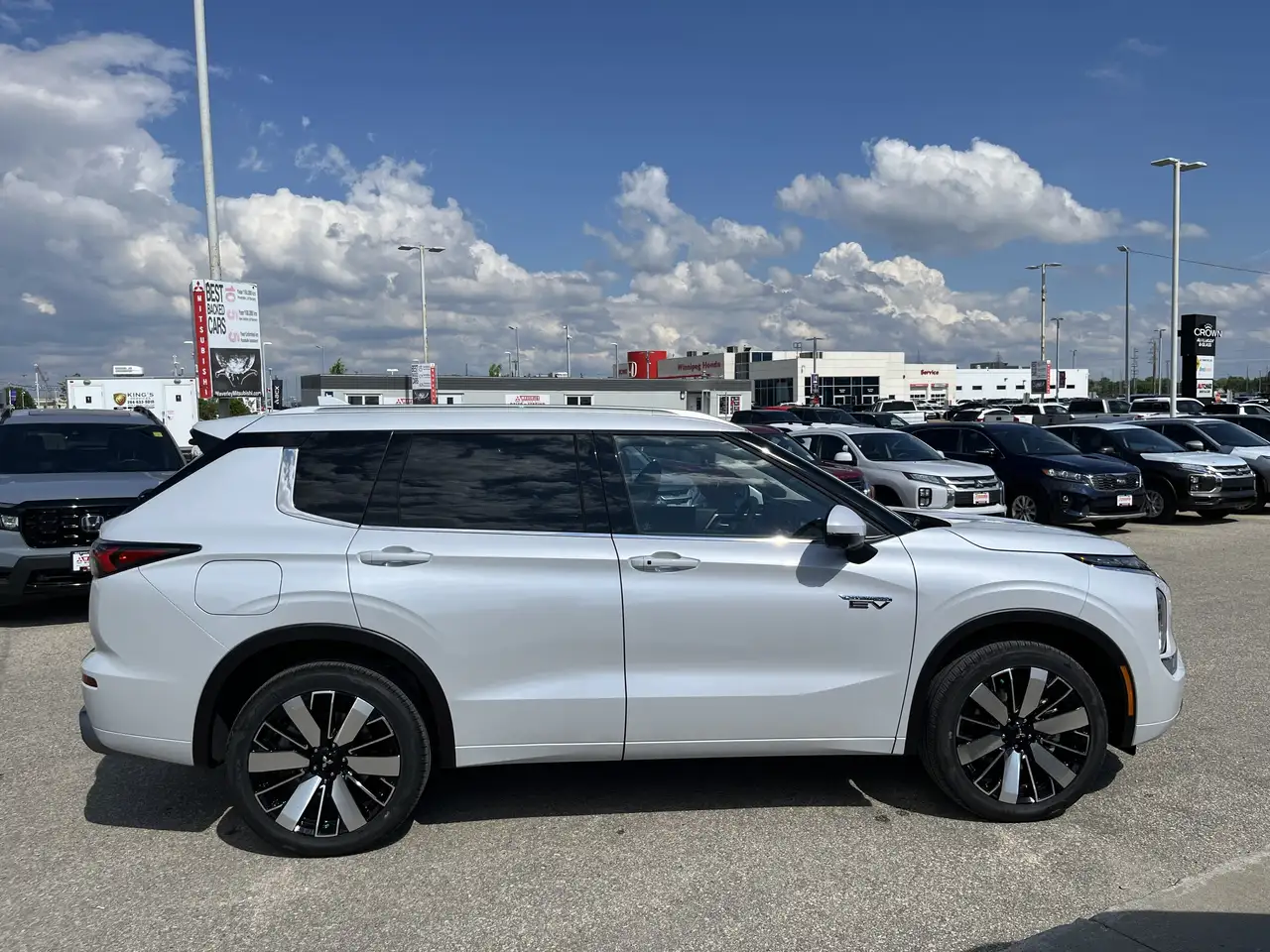 Mitsubishi Outlander снимка Mitsubishi Outlander