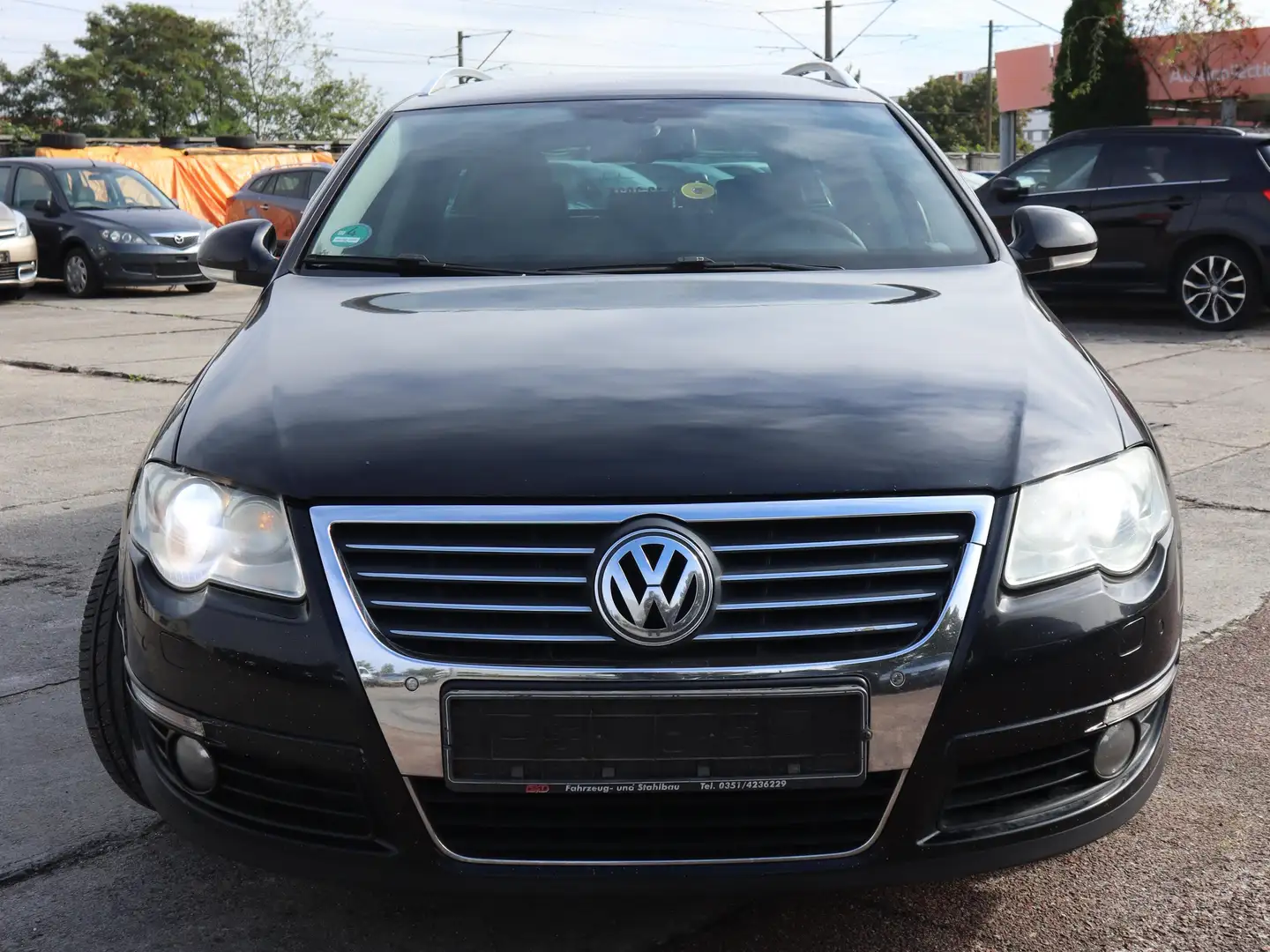 Volkswagen Passat Variant Highline Schwarz - 2