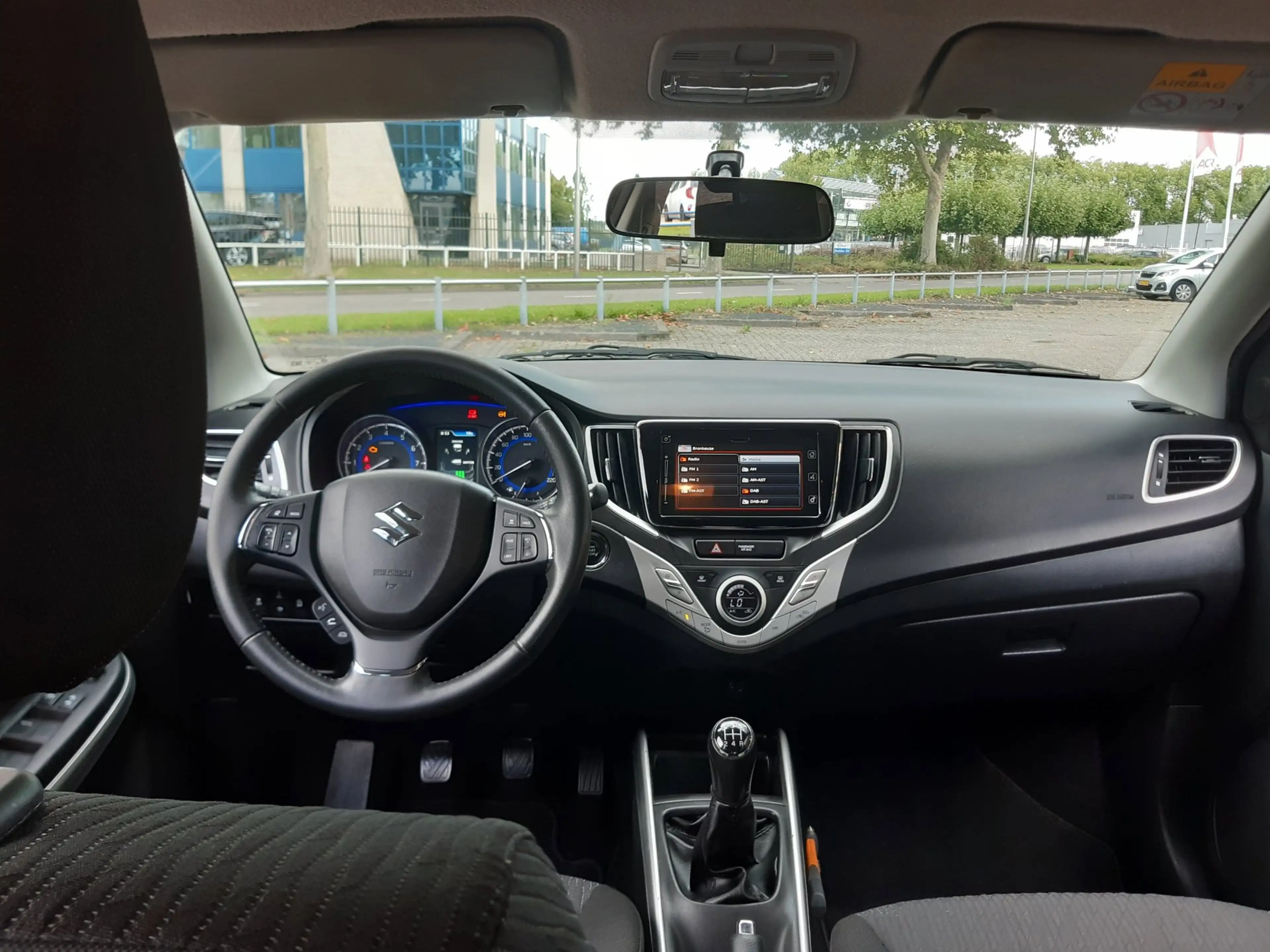Suzuki Baleno 1.2 Smart Hybrid High Executive , luxe uitvoering — photo 3