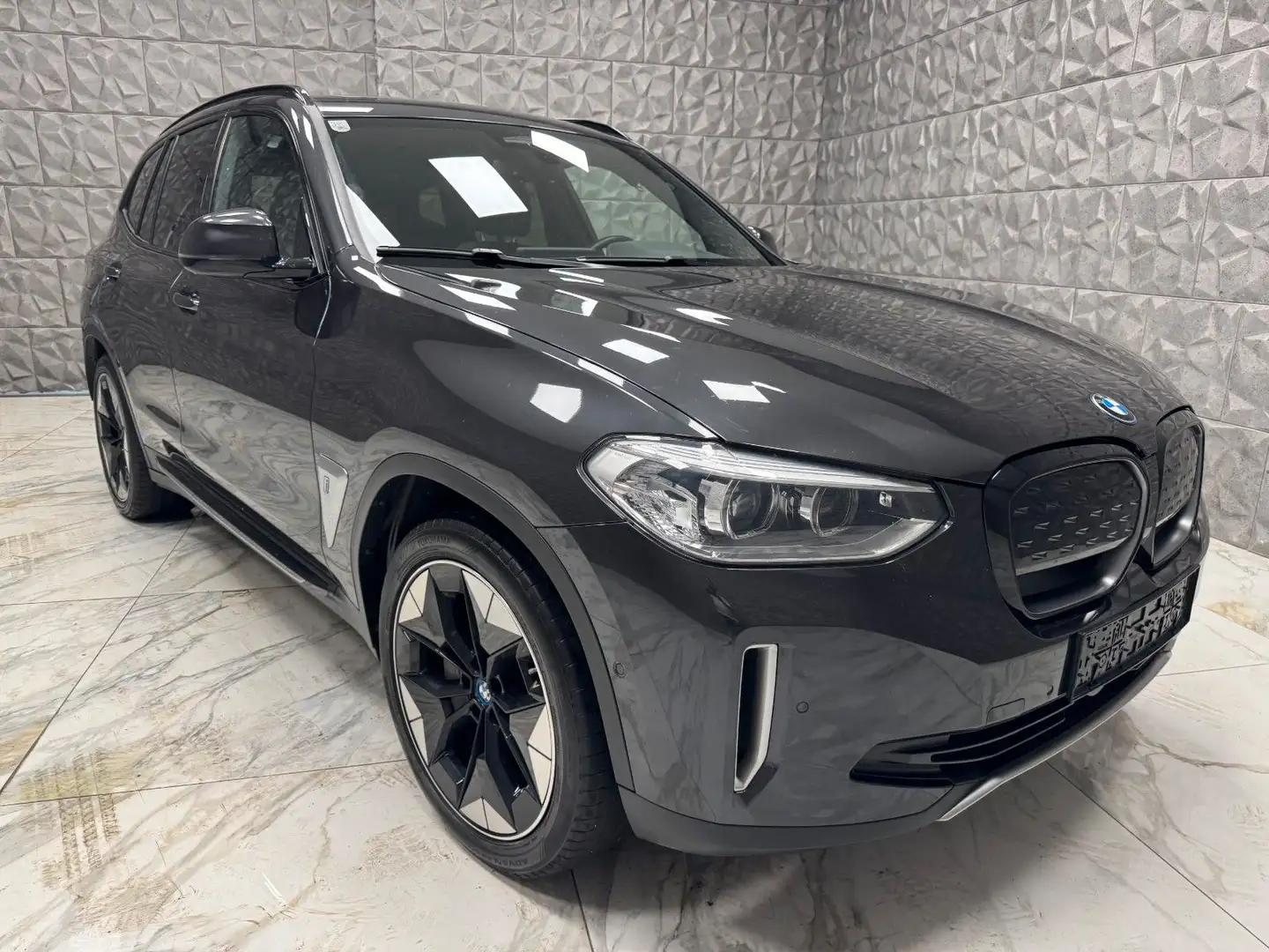 BMW iX3 Inspiring *Panorama-Shadow-Line-Led-Leder* Grau - 2