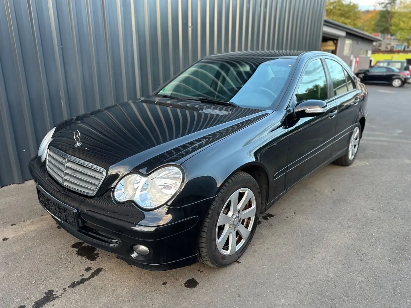 Mercedes-Benz C 220 CDI, 17 Zoll Alufelgen,Rostfrei 2. Hand Schwarz - 1