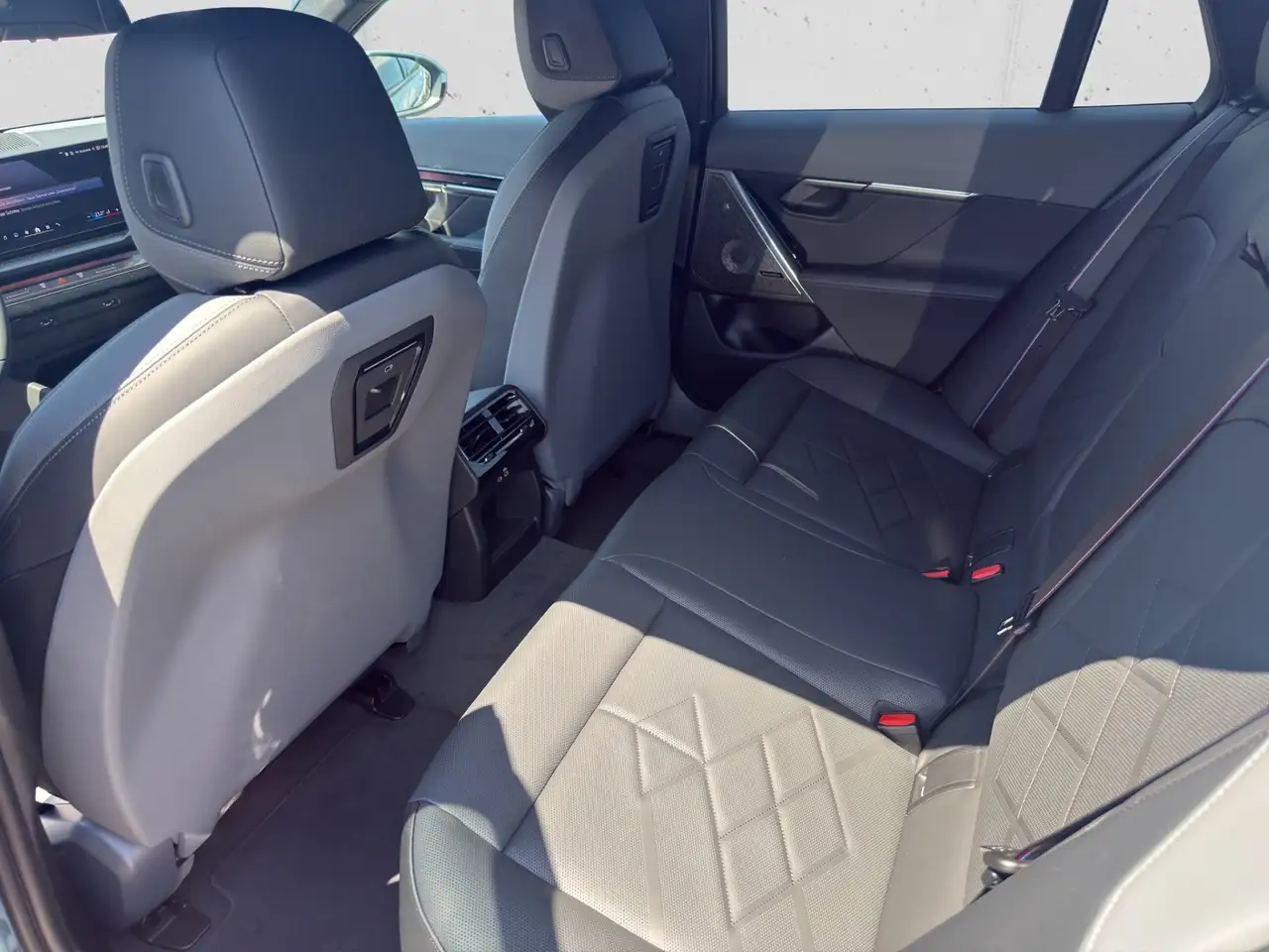 BMW i5 2026 — фото 16