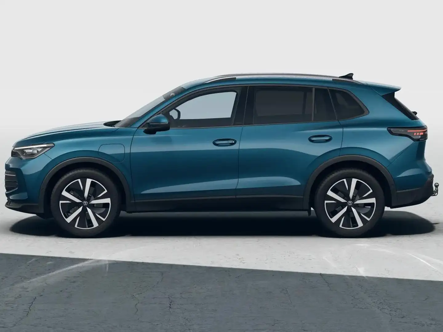Volkswagen Tiguan Life Edition 1.5 eHybrid 150 kW / 204 pk SUV 6 ver Blauw - 2