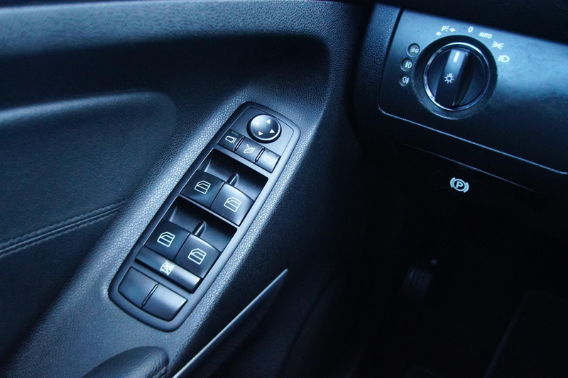 Mercedes-Benz ML 350 4matic Luchvering*Trekhaak*Sportpakket*Xenon*S/KDa — photo 15