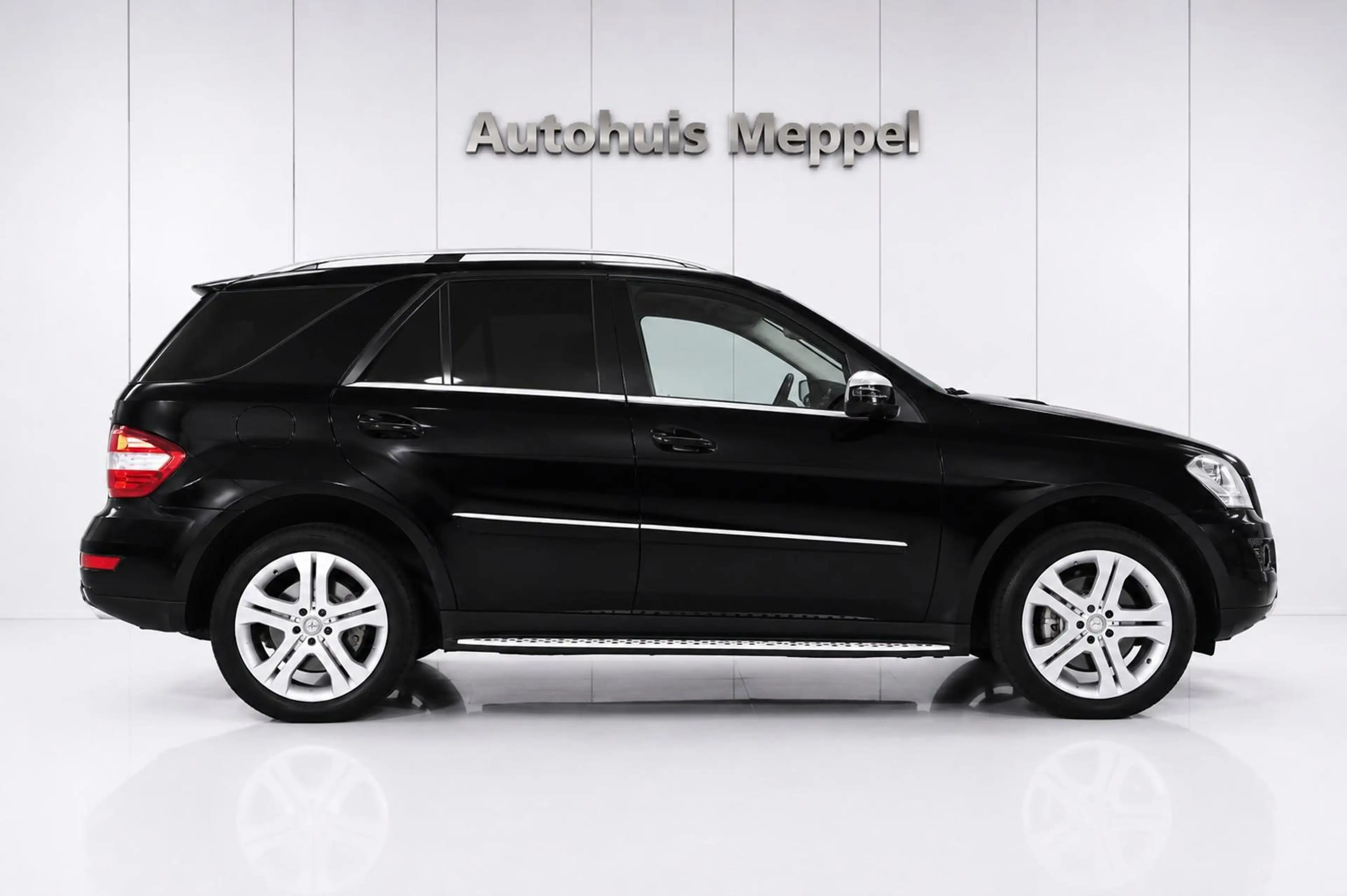 Mercedes-Benz ML 350 4matic Luchvering*Trekhaak*Sportpakket*Xenon*S/KDa — photo 10