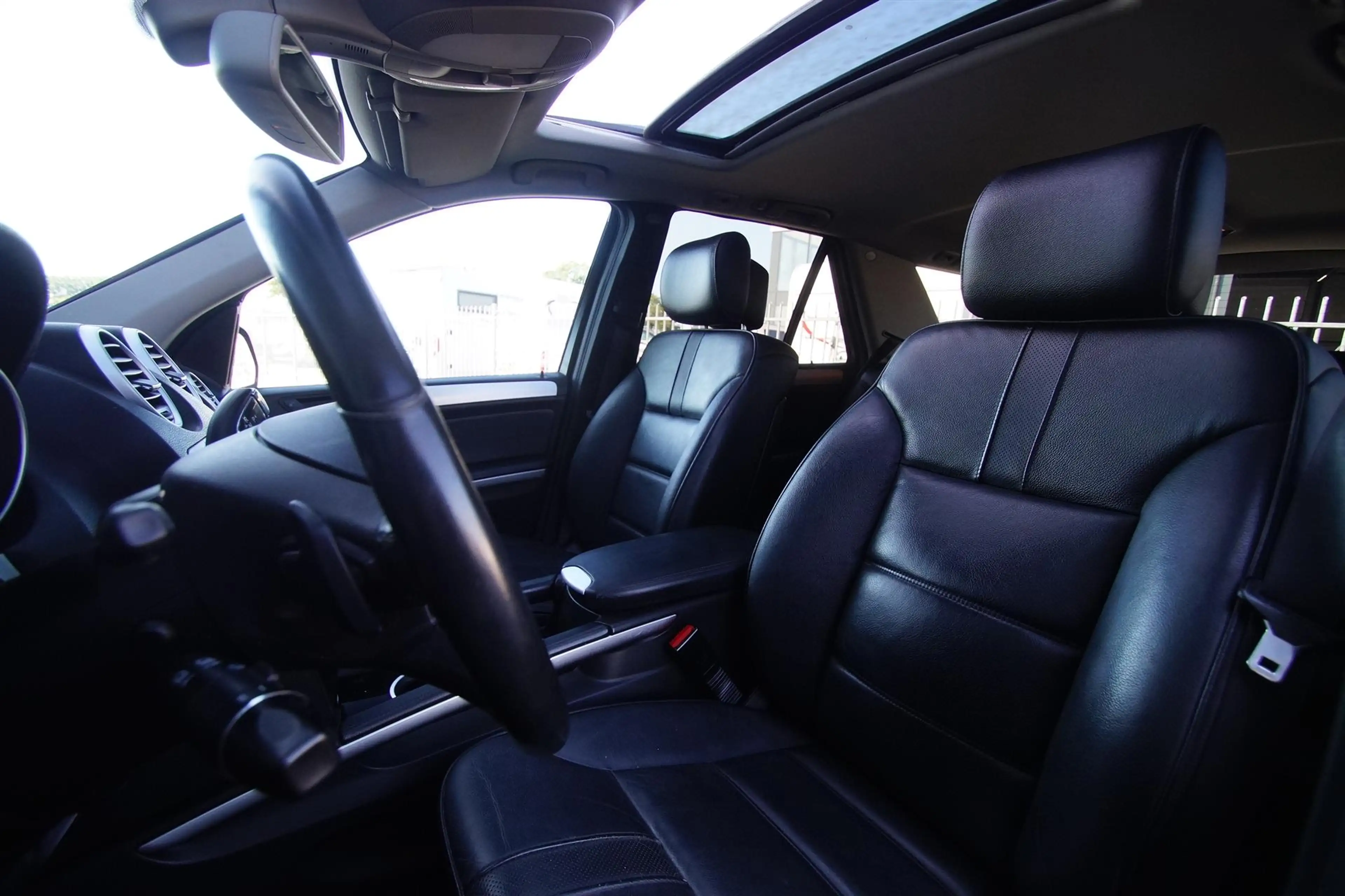 Mercedes-Benz ML 350 4matic Luchvering*Trekhaak*Sportpakket*Xenon*S/KDa — photo 4