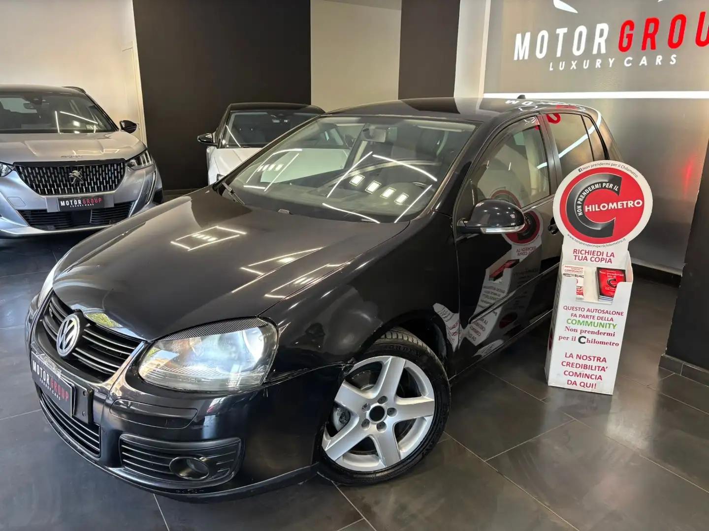 Volkswagen Golf 1.9 TDI 5p. Comfortline Zwart - 1