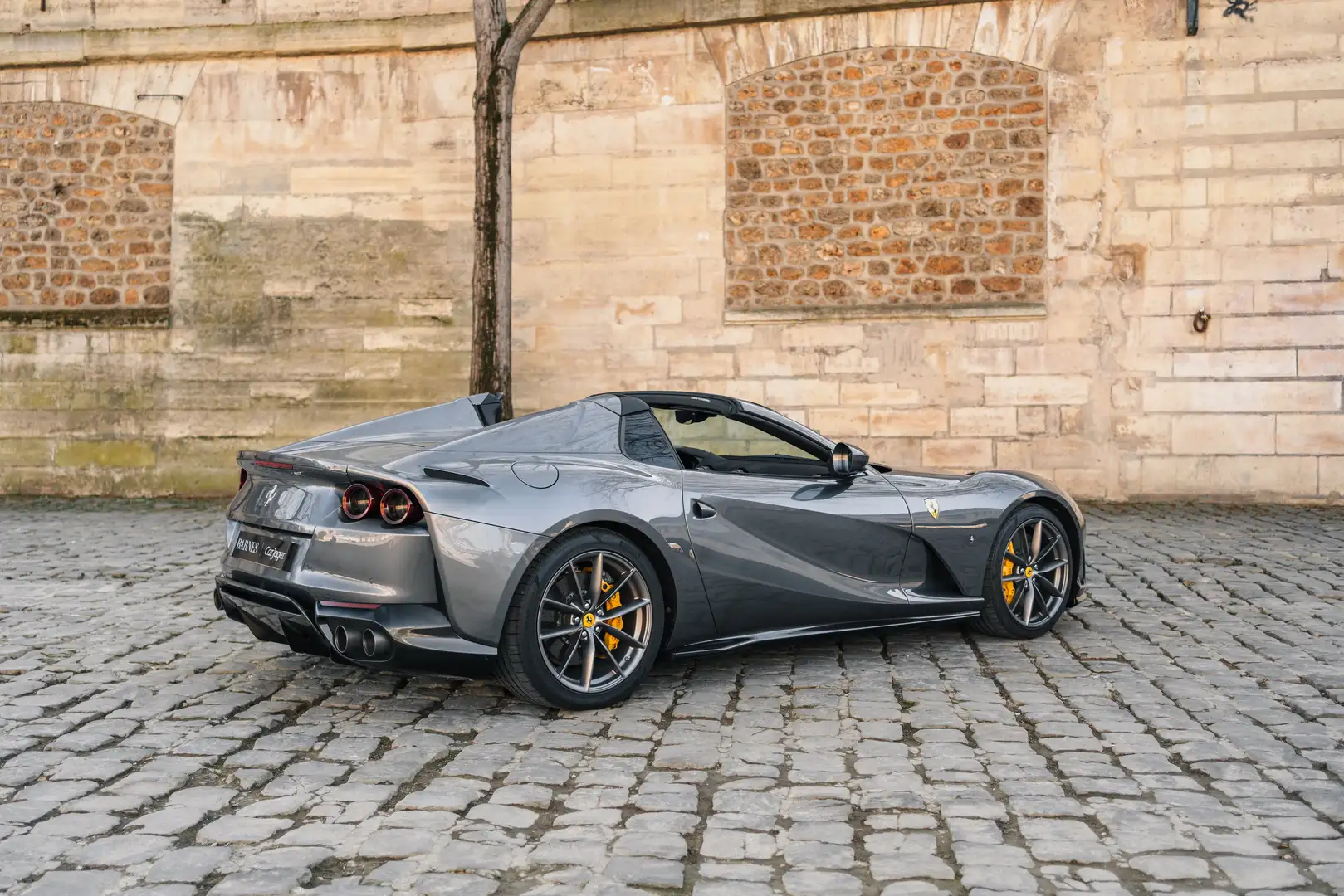 Ferrari 812 GTS 6.5 V12 800ch Gris - 1