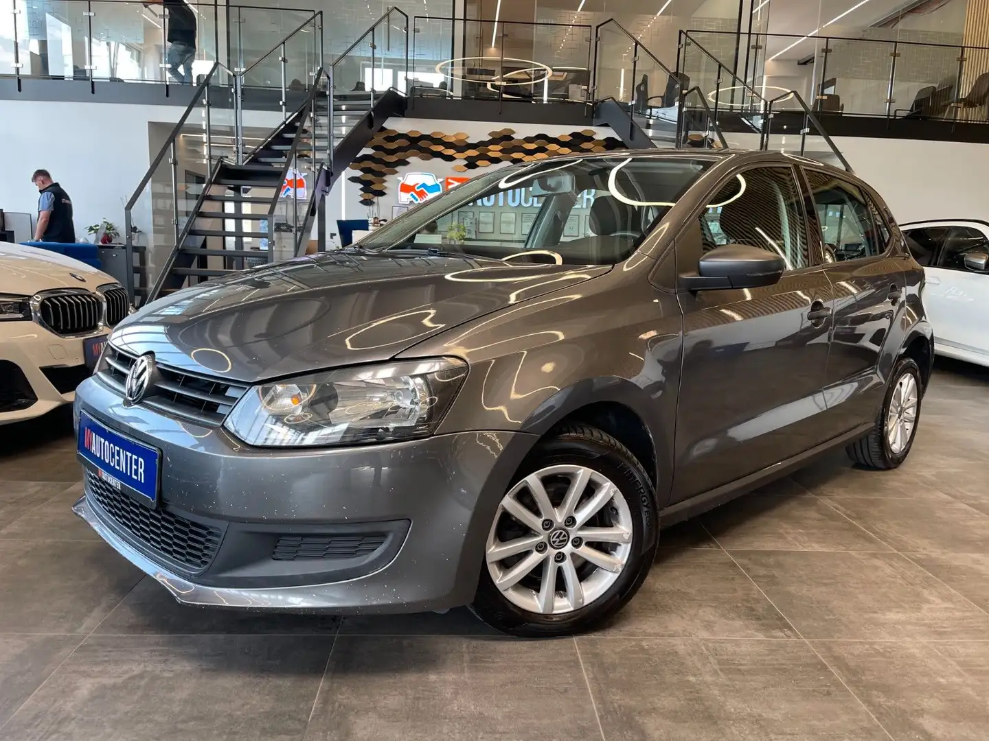 Volkswagen Polo V Trendline *Klima*TÜV11/26*Alufelgen* Grau - 2