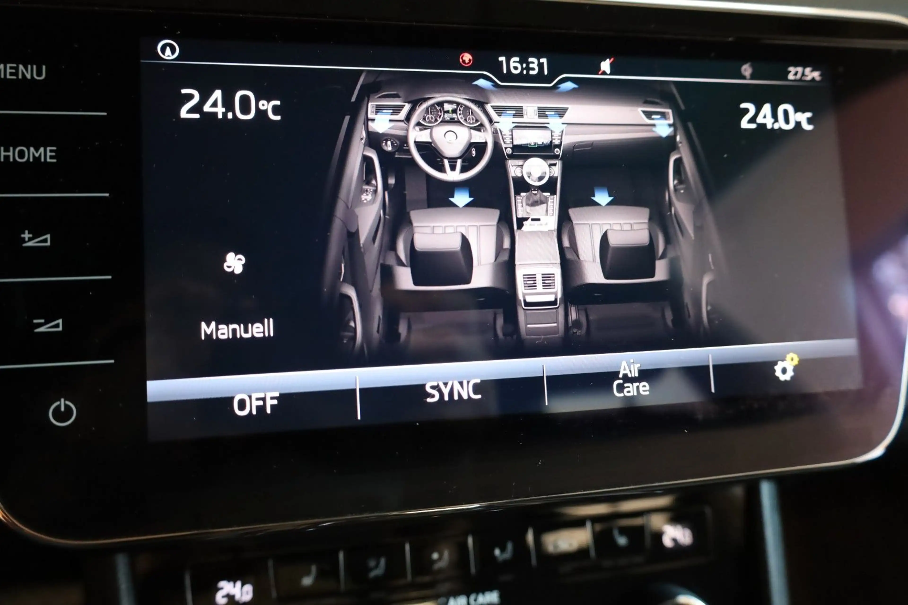 Skoda Superb Combi Style/Navi/R.Kamera/ACC/Garantie ! — photo 14
