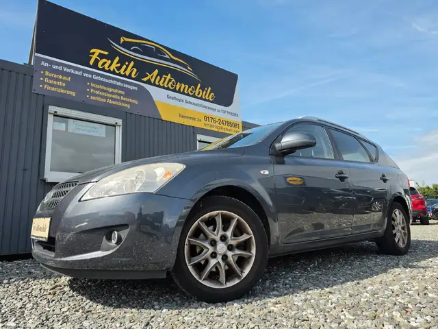 Kia Ceed SW / cee'd SW Spirit 8fach bereift Klimatr.